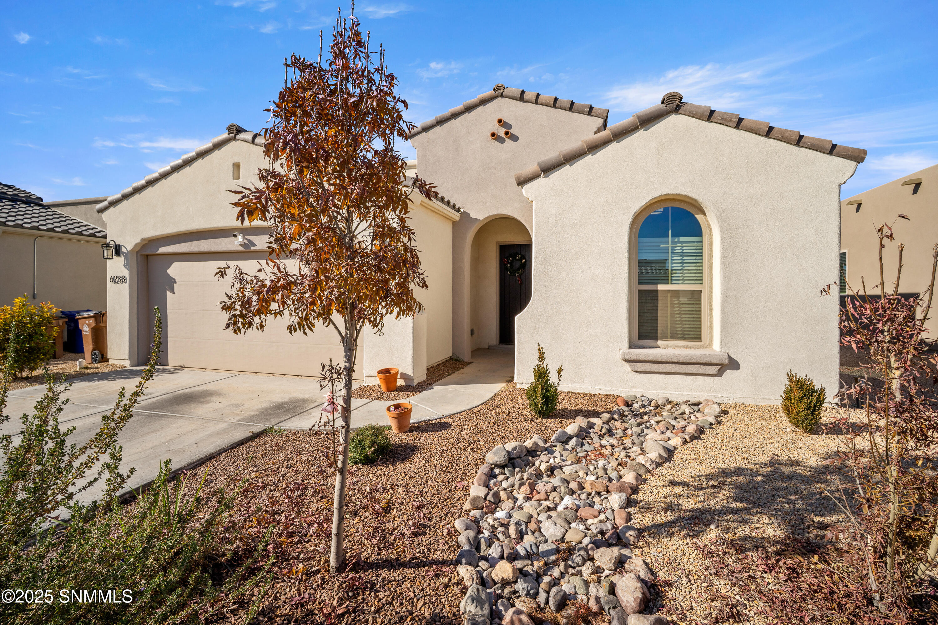 6233-Recoleta-MLS-Camera-Guy-5