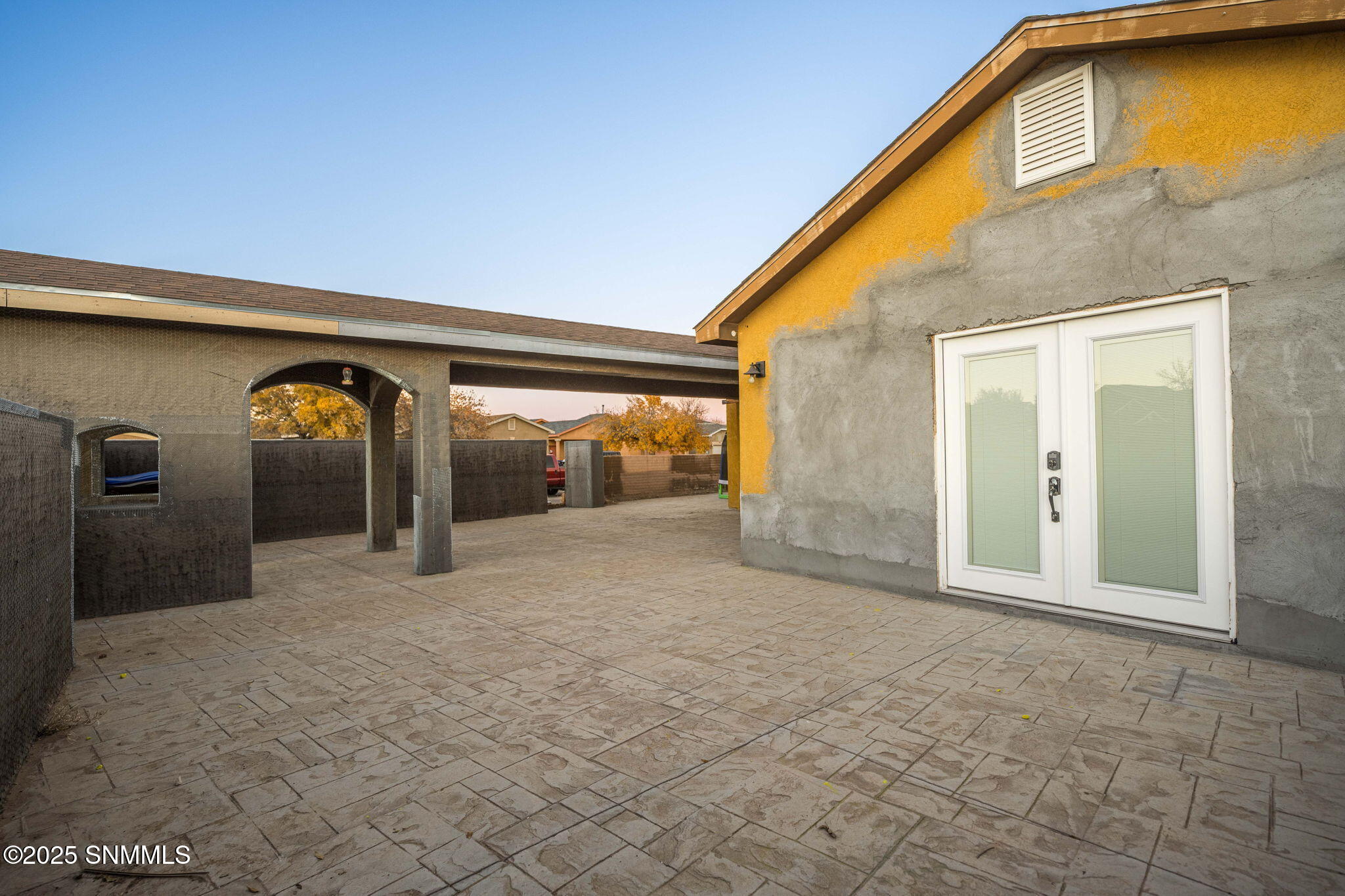 8-web-or-mls-Snappin Homes (OxCart2886)-