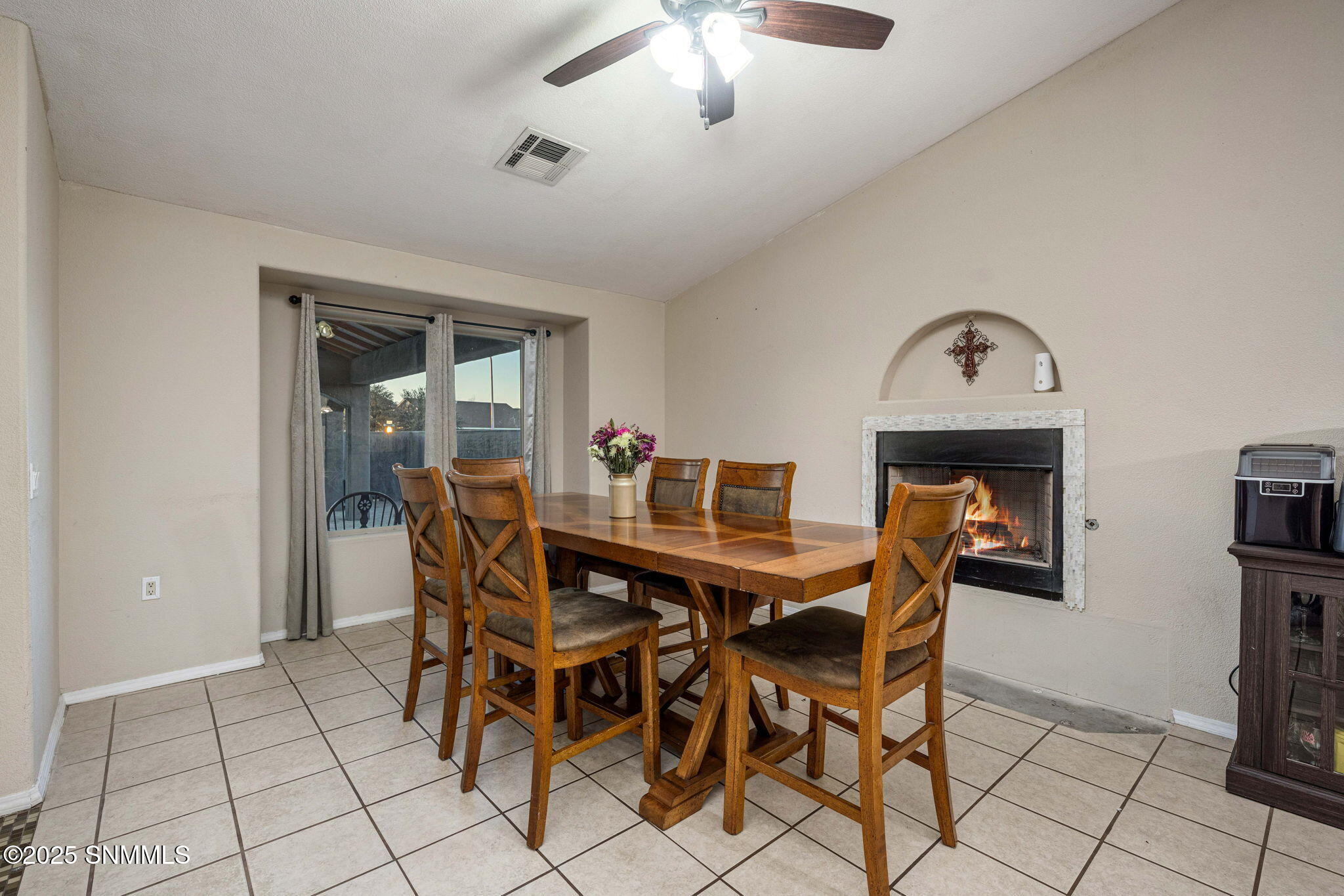 12-web-or-mls-Snappin Homes (OxCart2886)