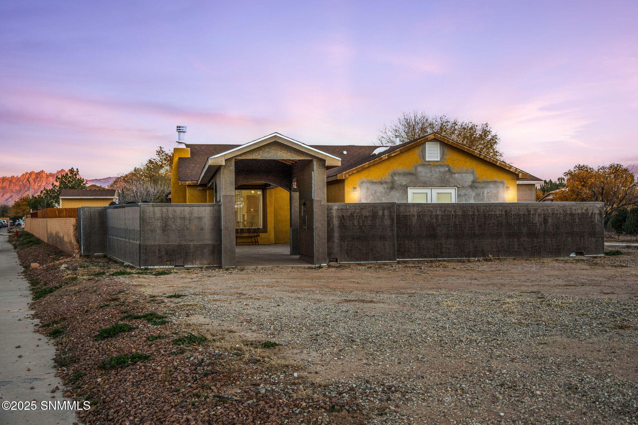 42-web-or-mls-Snappin Homes (OxCart2886)