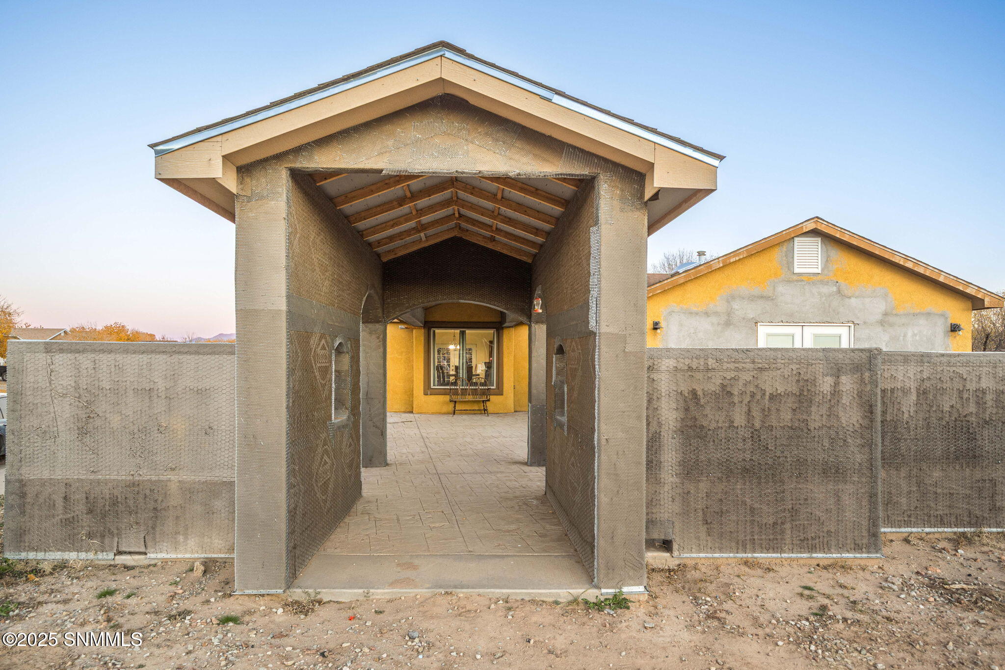 4-web-or-mls-Snappin Homes (OxCart2886)-