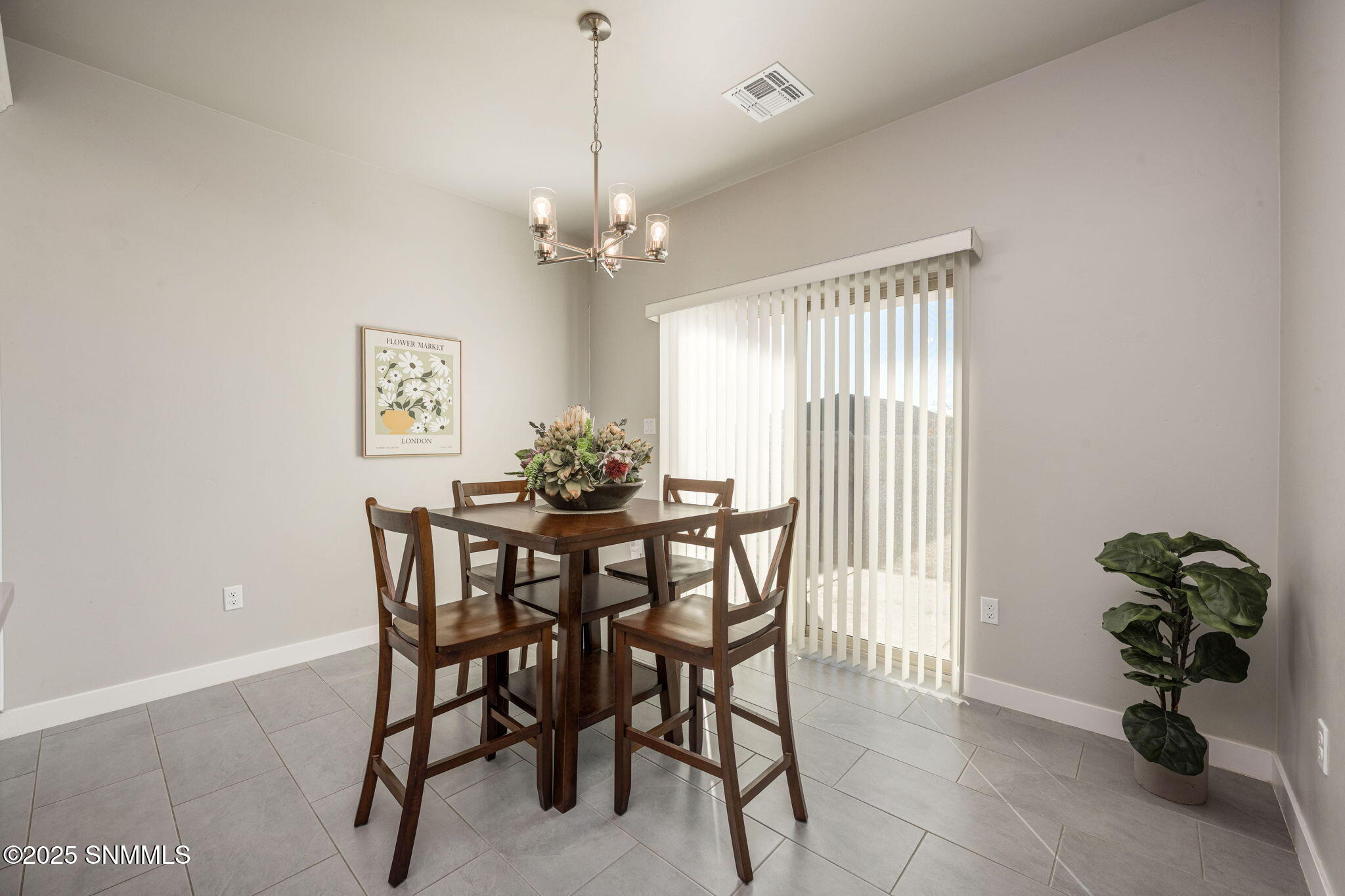 18-web-or-mls-Snappin Homes (Goldfinch26