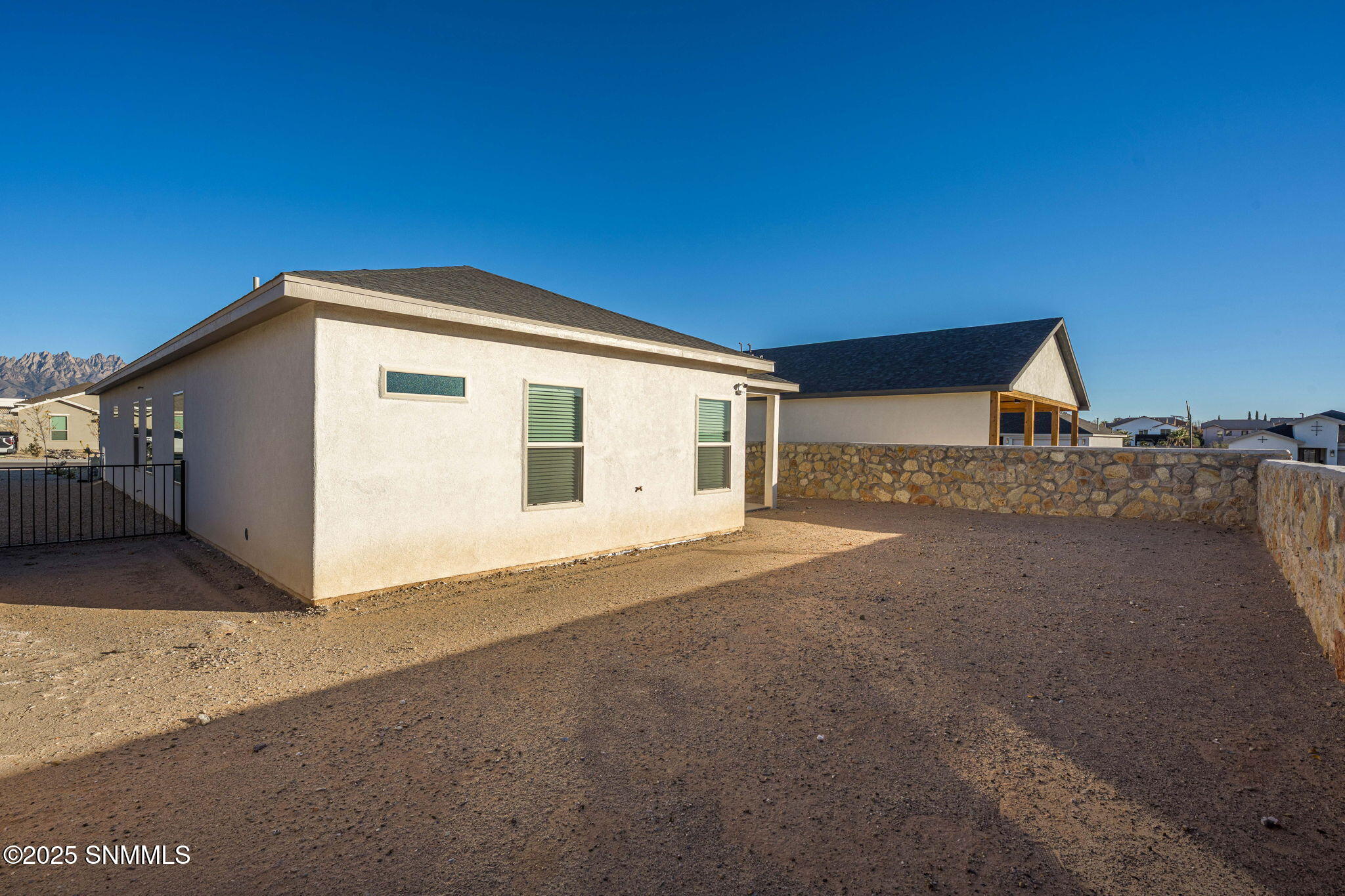 38-web-or-mls-Snappin Homes (Goldfinch26