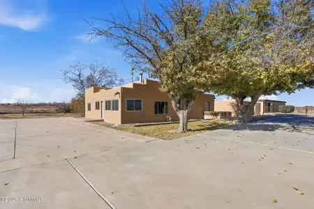 1325 Hoskins Lane, Las Cruces, New Mexico 88007, 5 Bedrooms Bedrooms, ,3 BathroomsBathrooms,Residential,For Sale,Hoskins,2503847