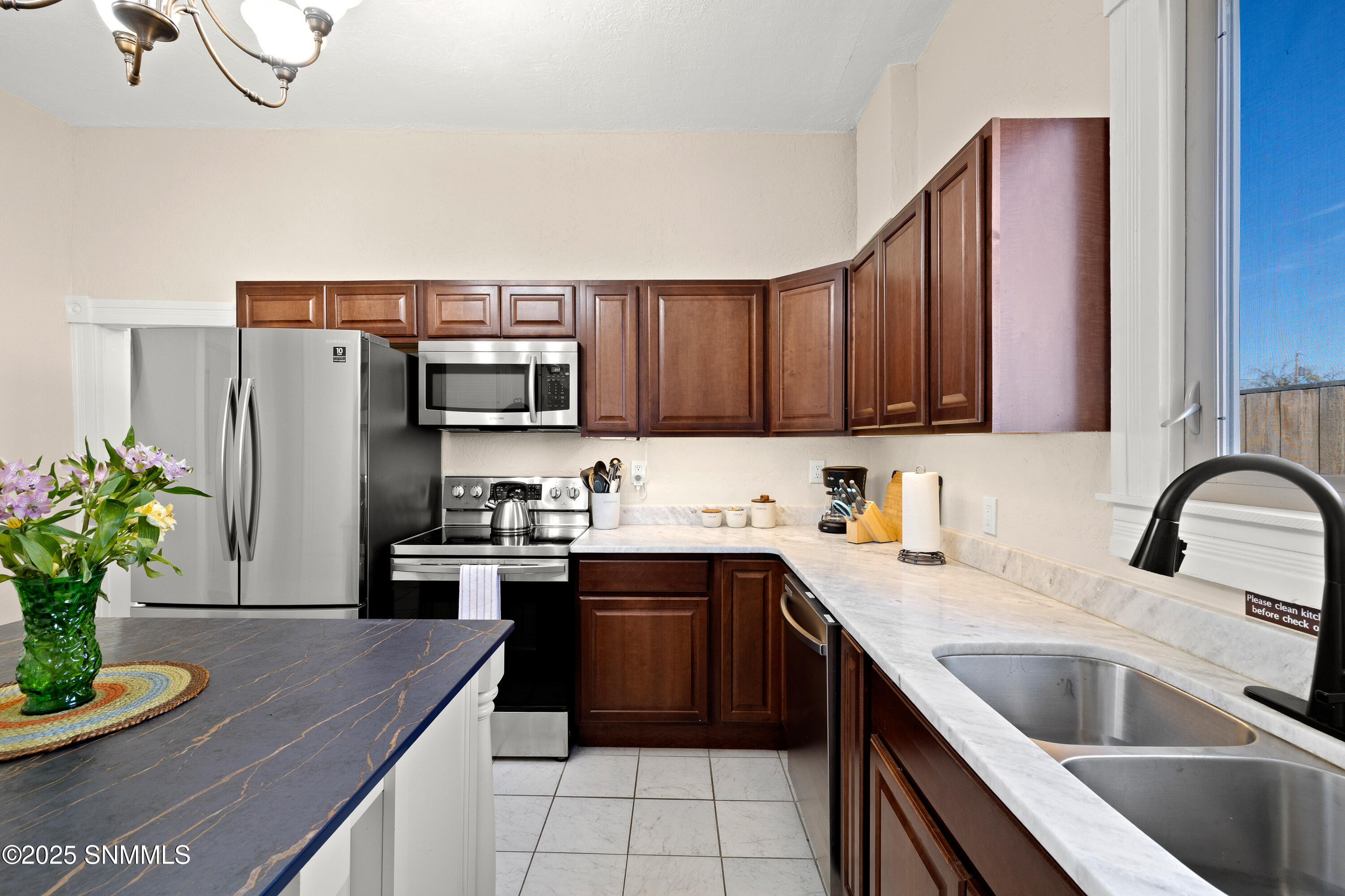 1010-Plain-St-MLS-Camera-Guy-12