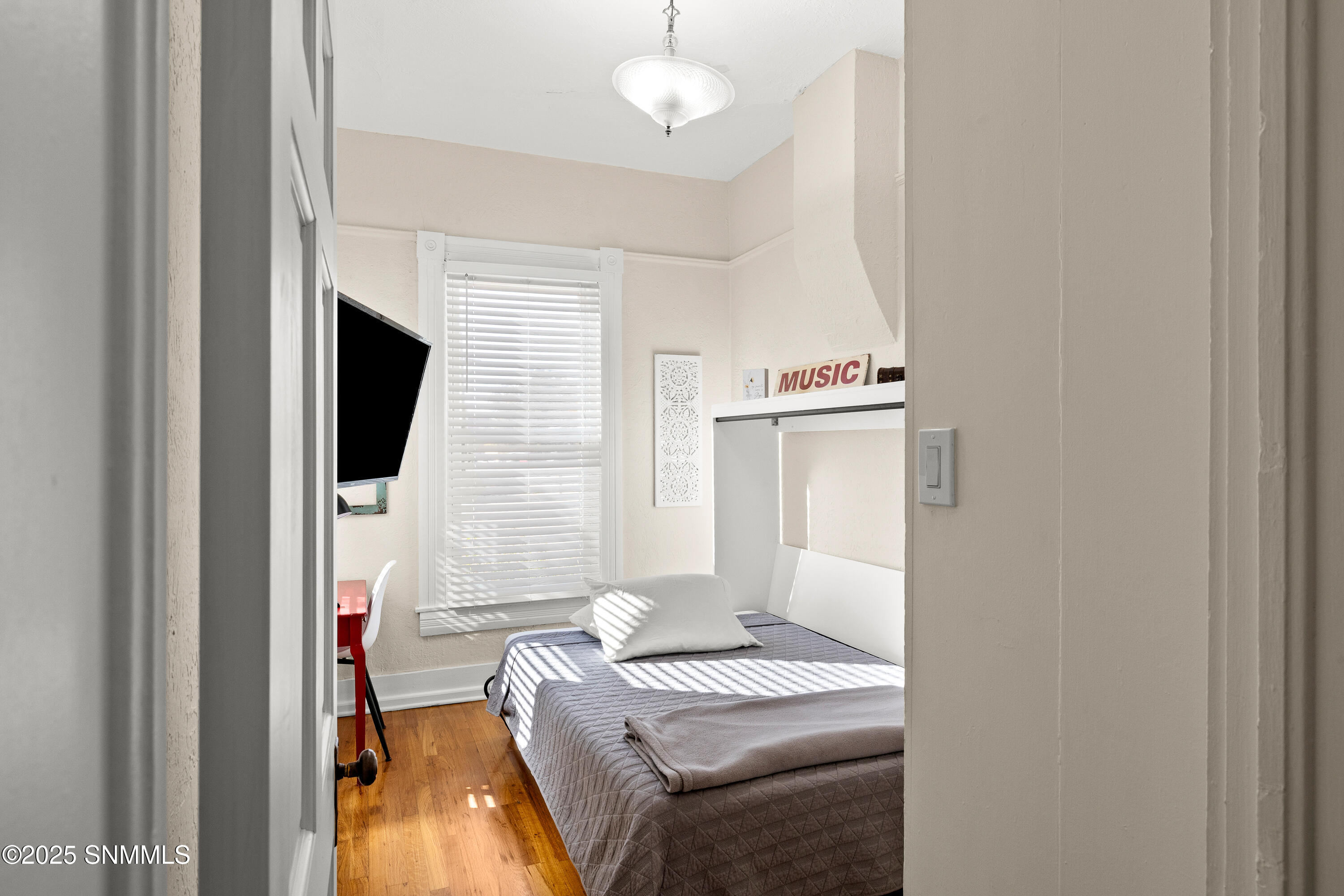 1010-Plain-St-MLS-Camera-Guy-16