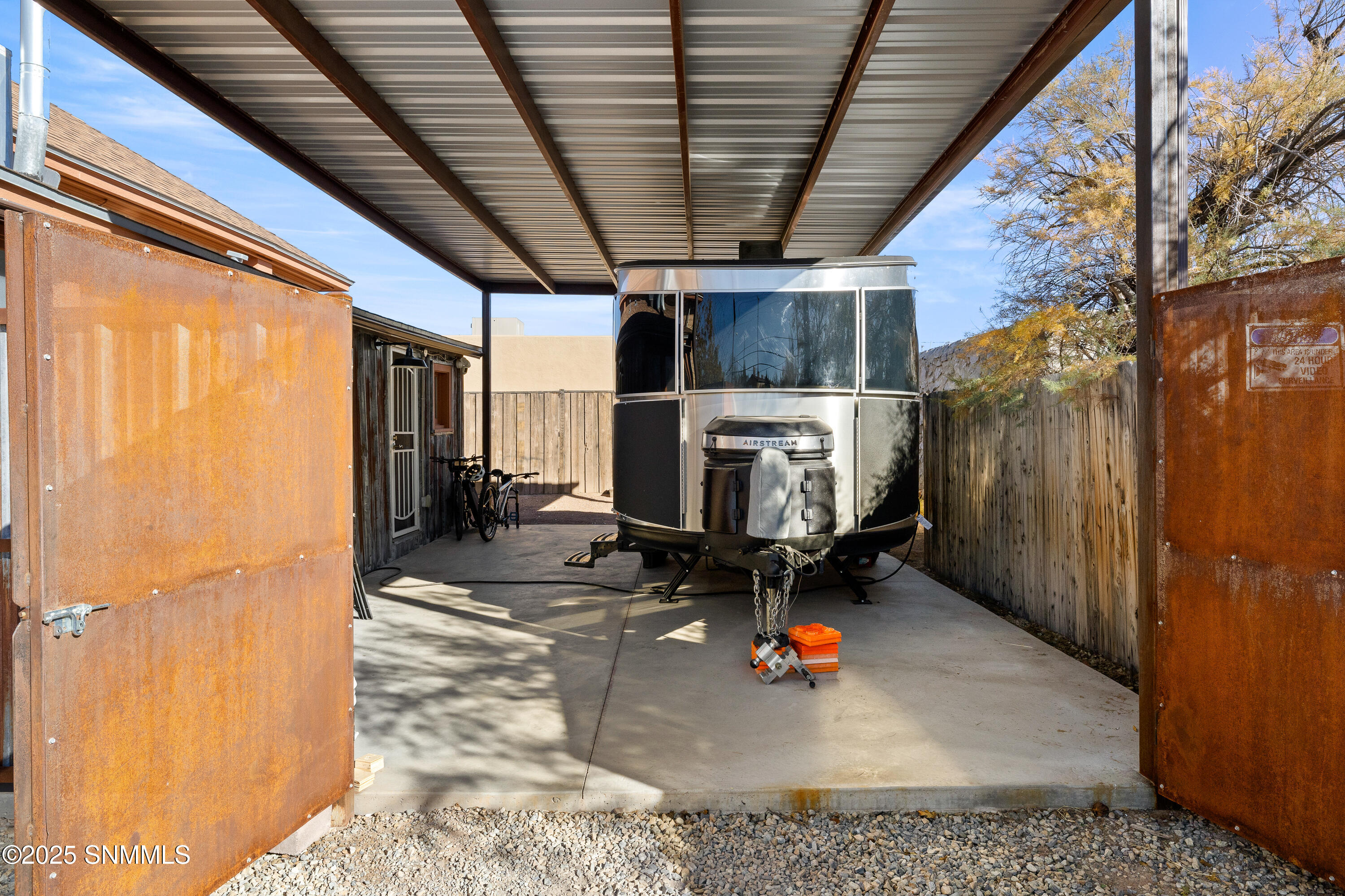 1010-Plain-St-MLS-Camera-Guy-31