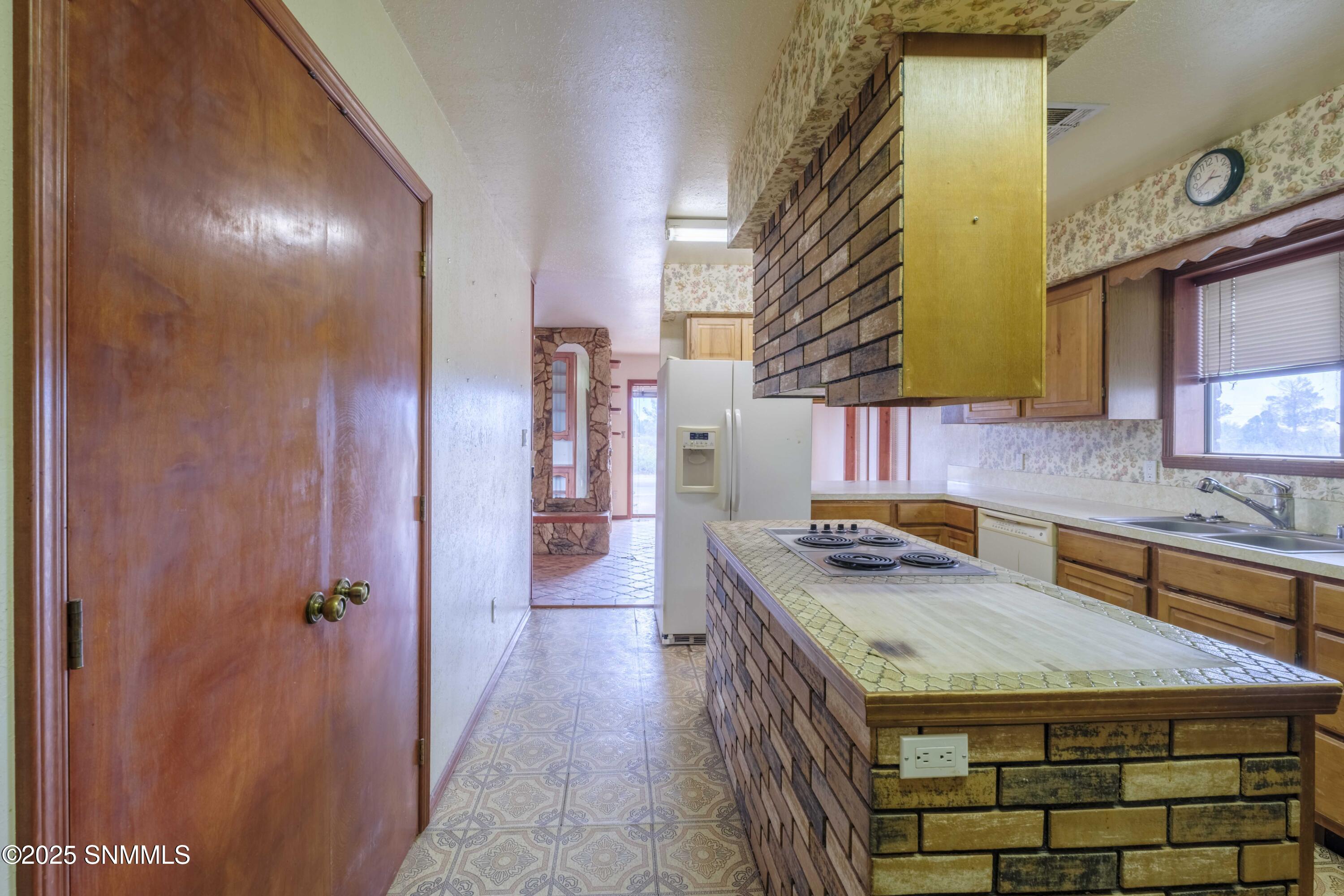 5775 Shadow Hills-17