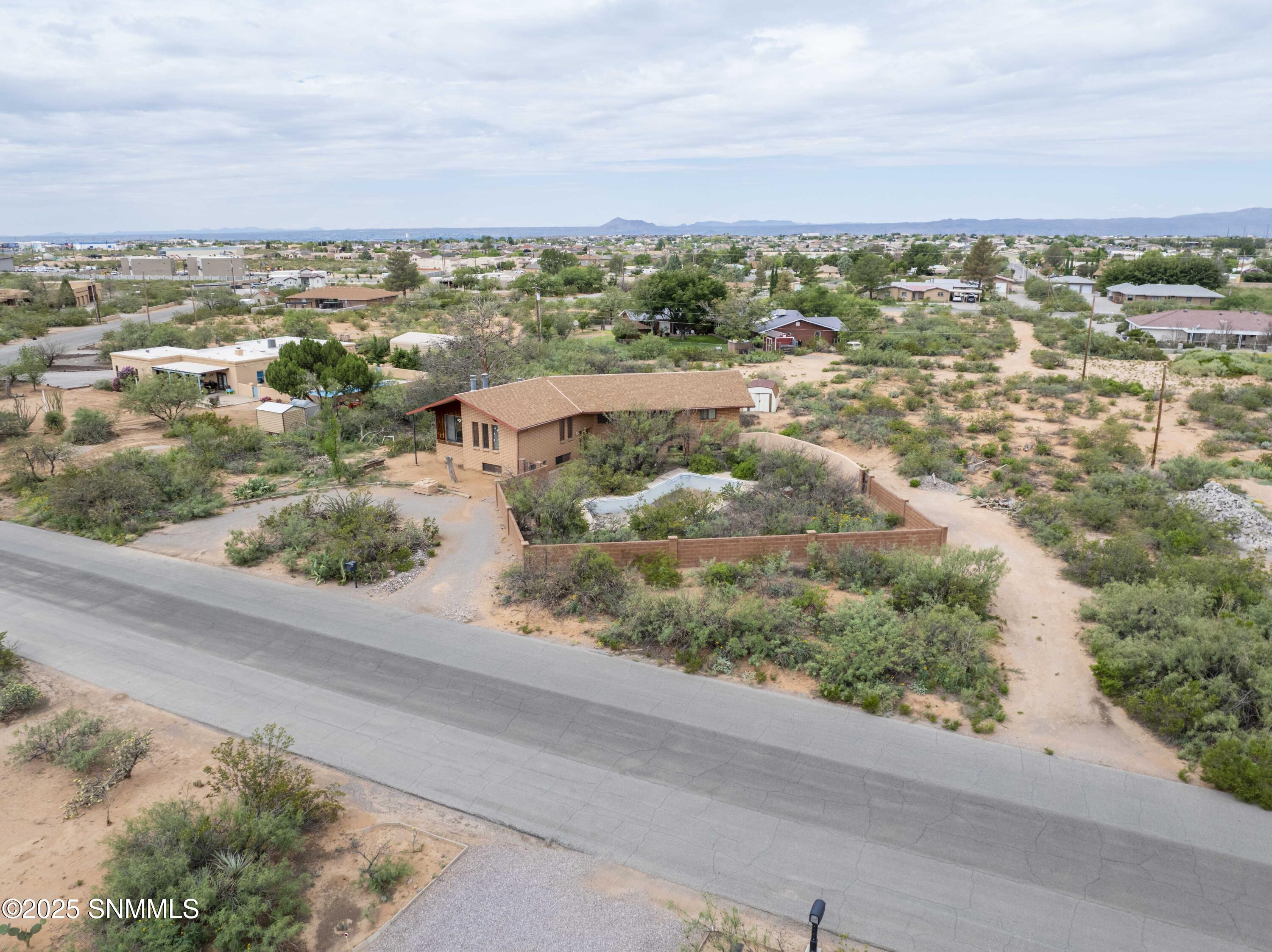 5775 Shadow Hills-31