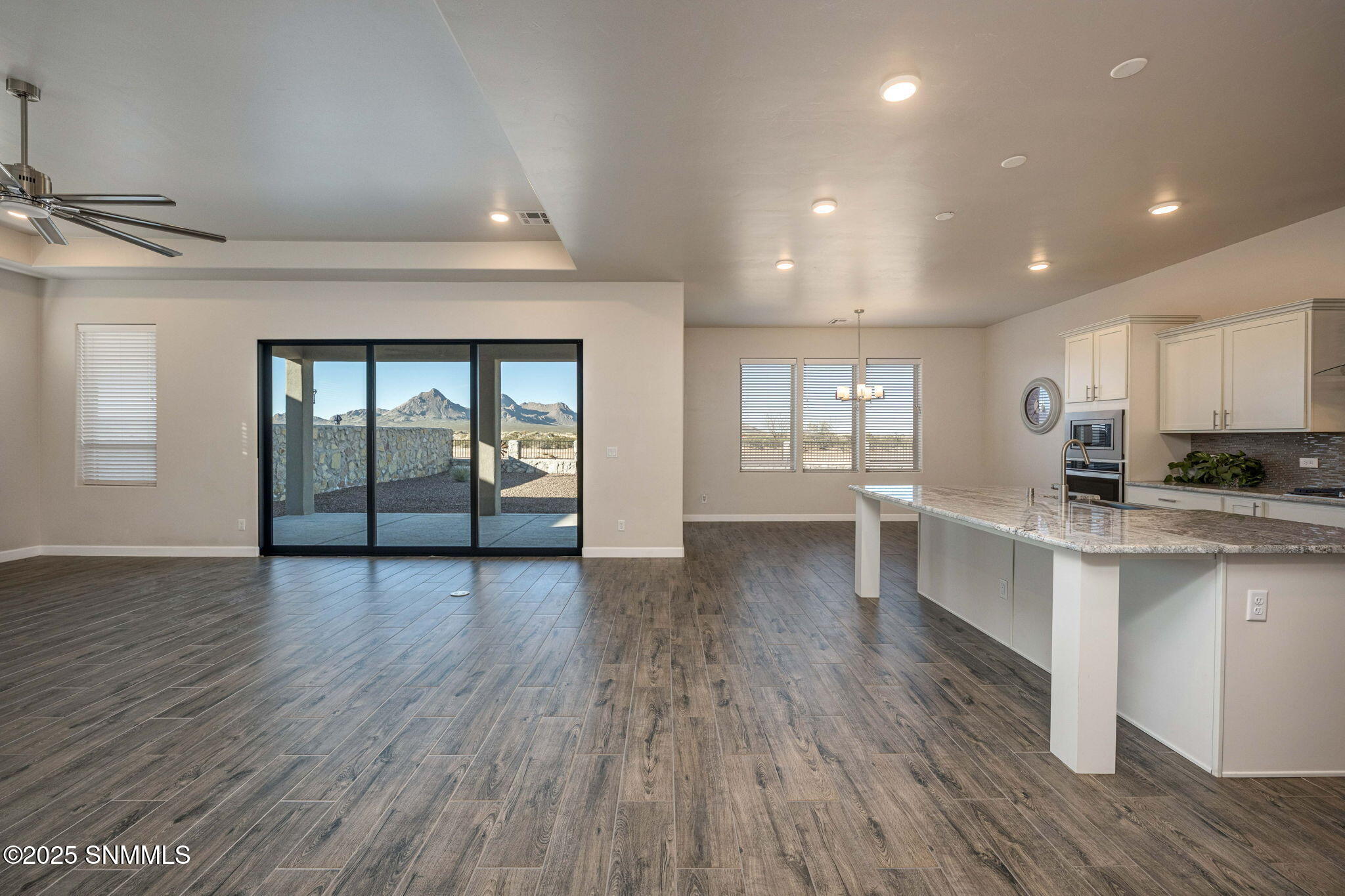 8-web-or-mls-Snappin Homes (Talon3761)-8