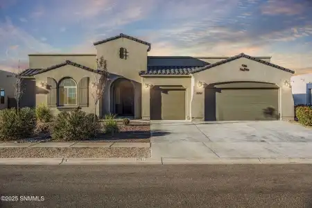 3761 Talon Avenue, Las Cruces, New Mexico 88012, 4 Bedrooms Bedrooms, ,2.5 BathroomsBathrooms,Residential,For Sale,Talon,2503928