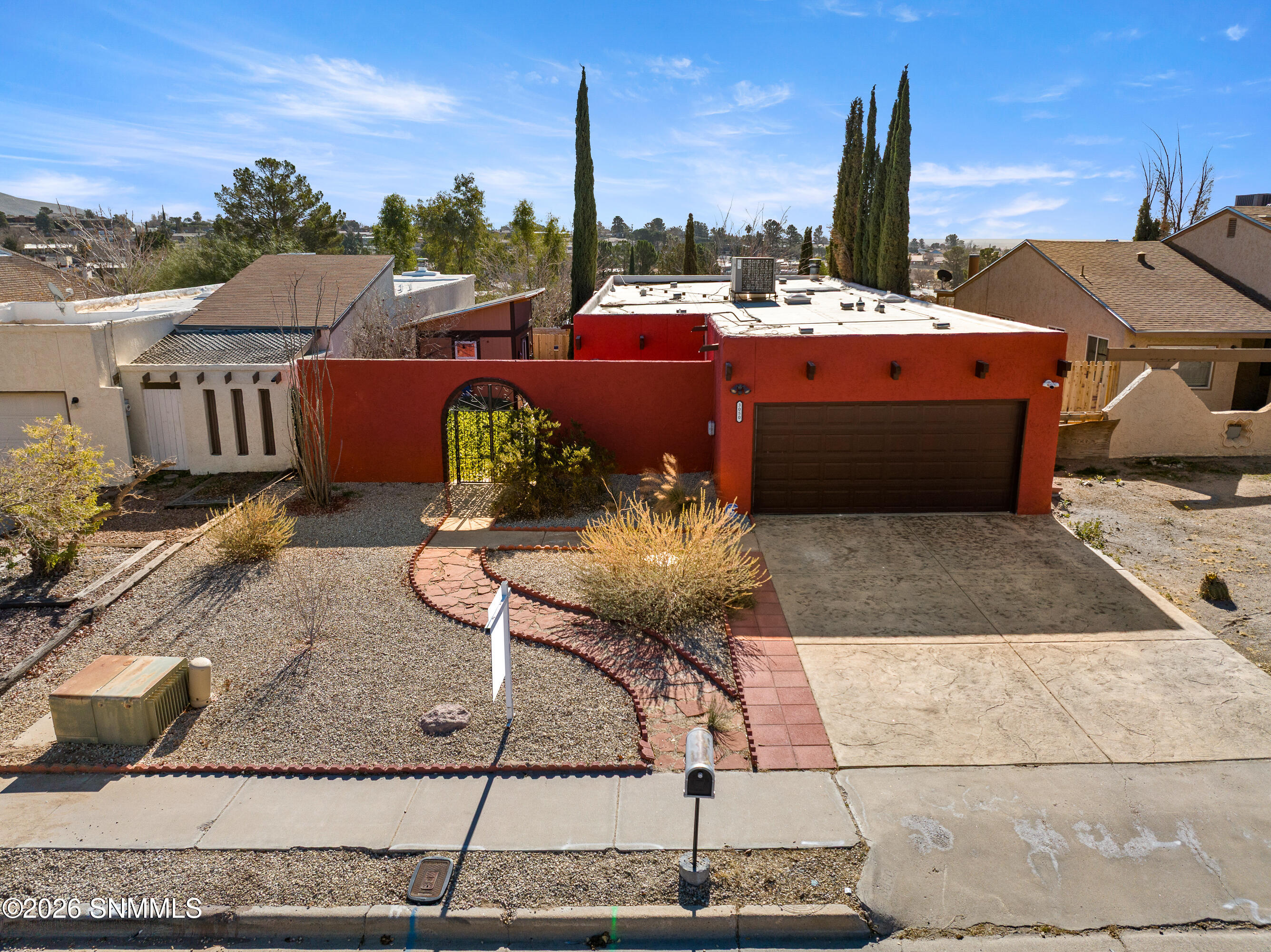 DRONE: Aerial View Mountain Desert Views