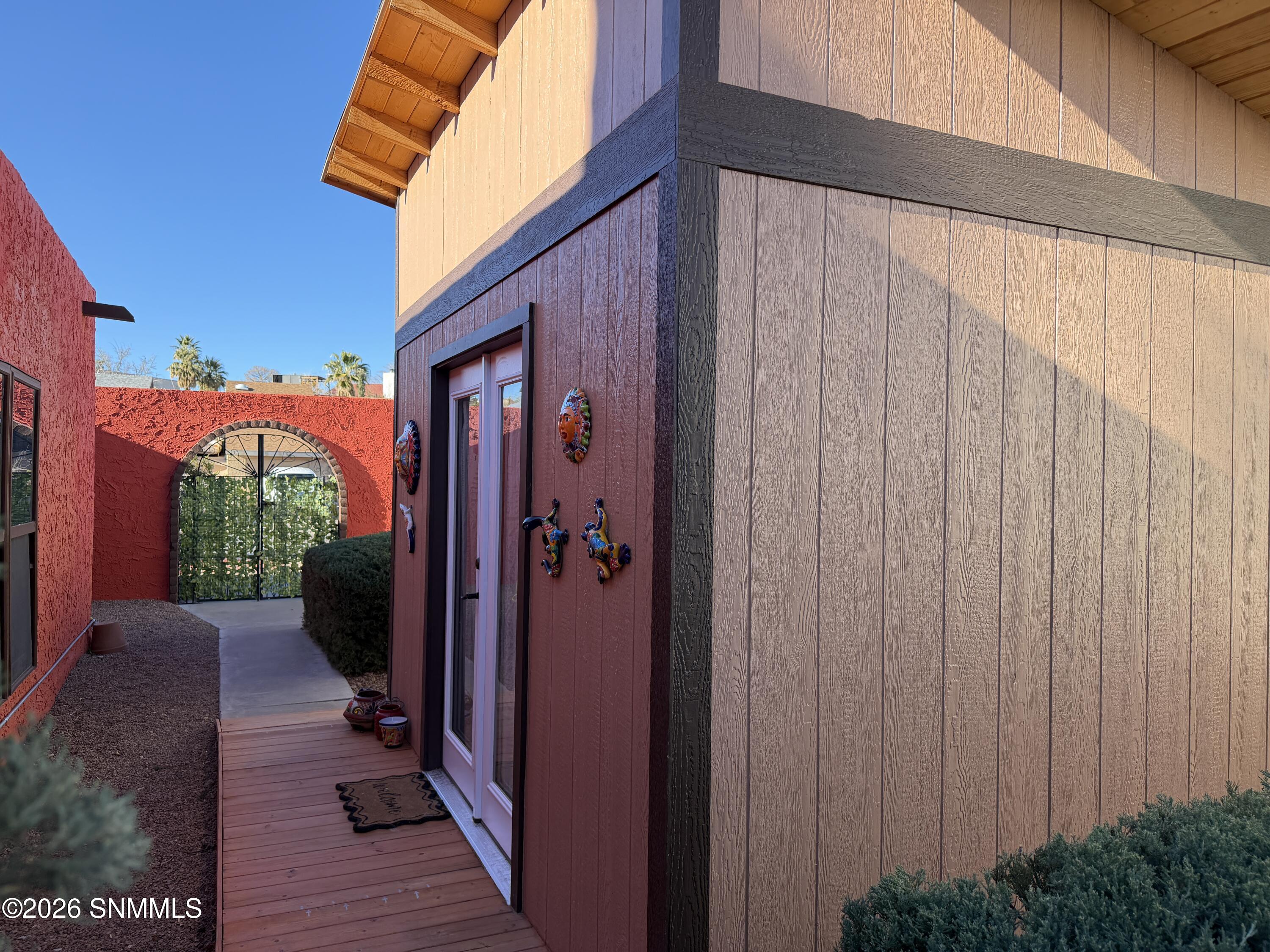 Detached Flex Space 8x12