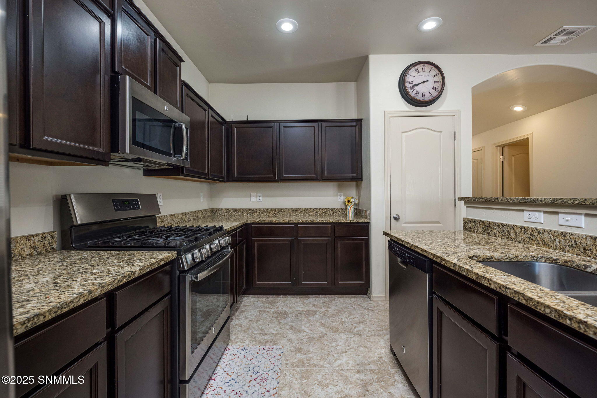 13-web-or-mls-Snappin Homes (SanElizario