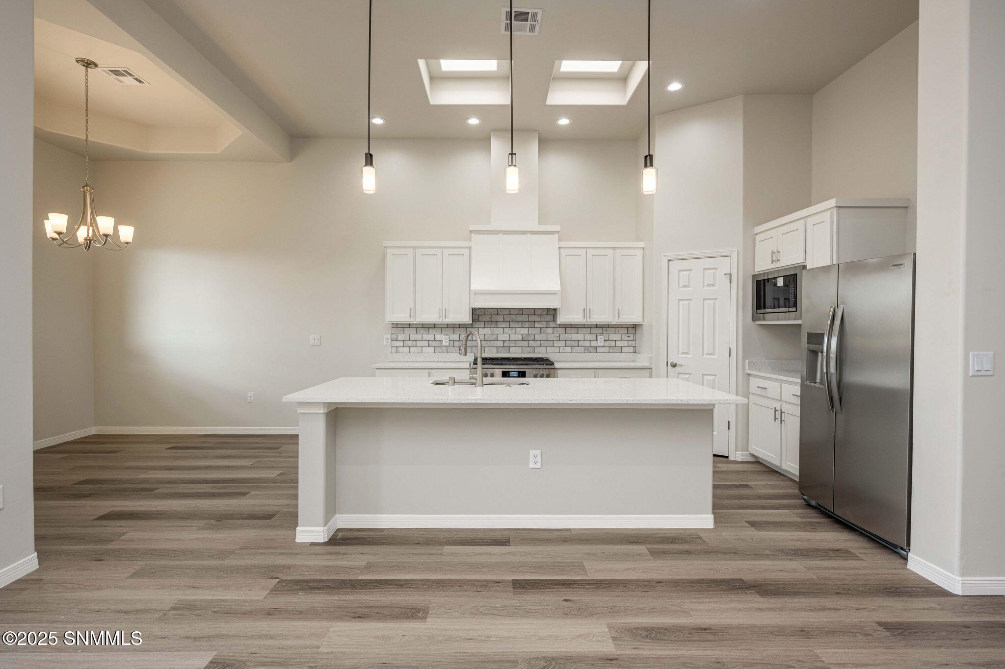 8-web-or-mls-Snappin Homes (Hendee711)-8