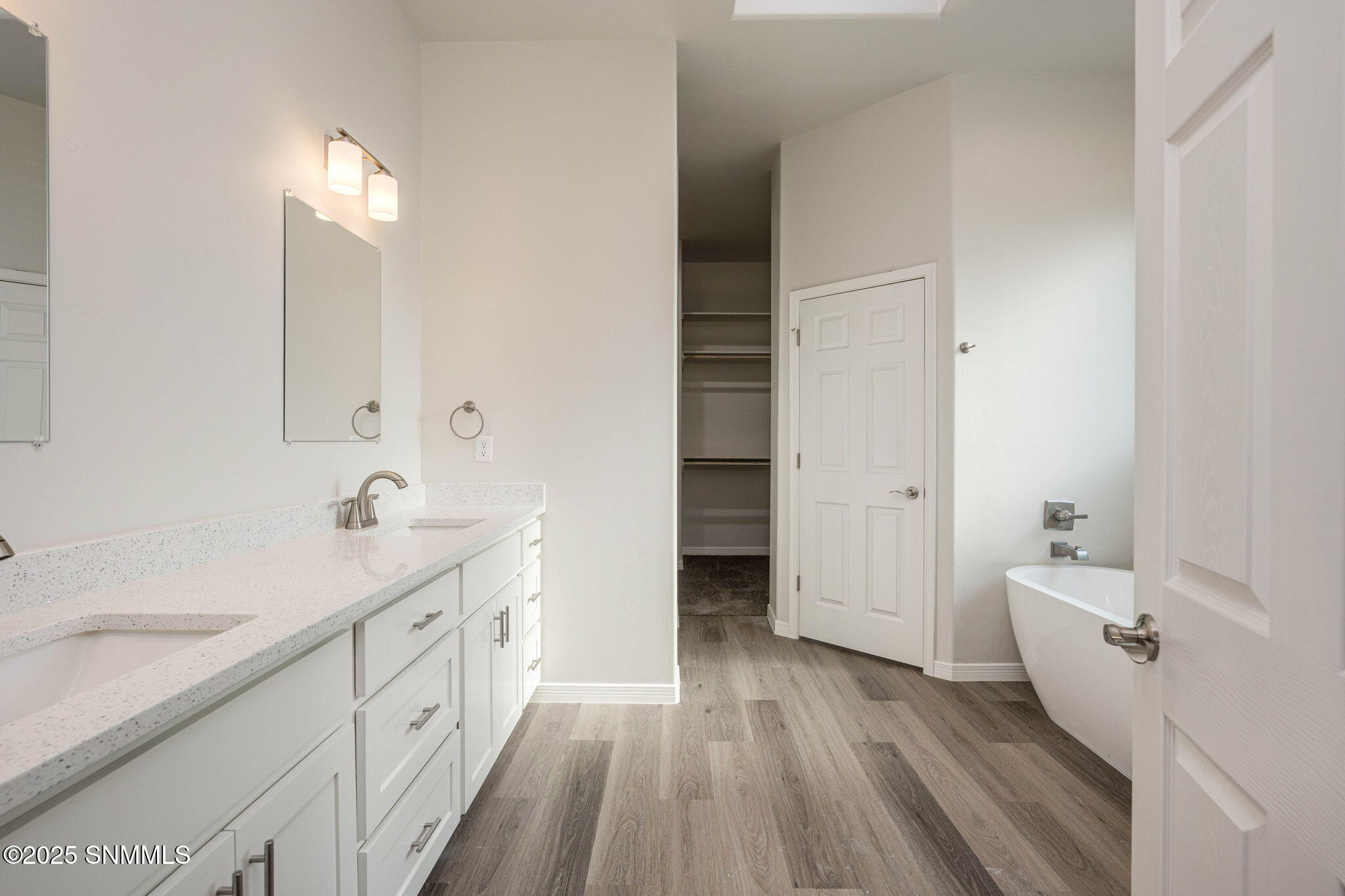 17-web-or-mls-Snappin Homes (Hendee711)-