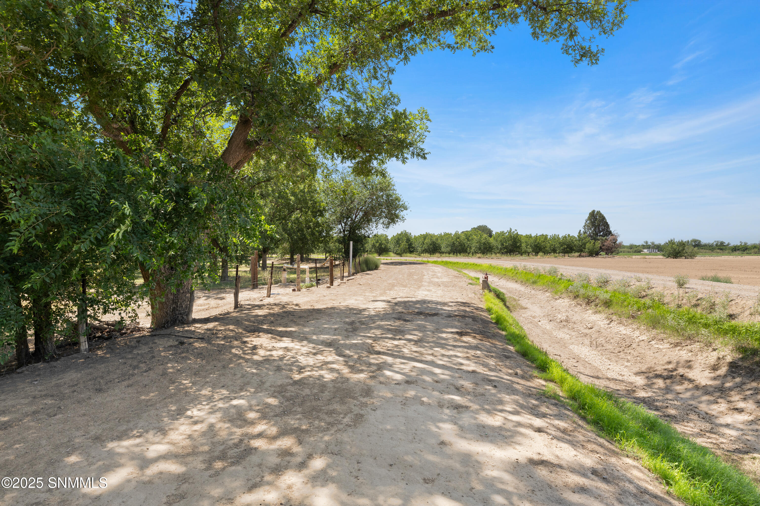 1145-W-University-MLS-Camera-Guy-20