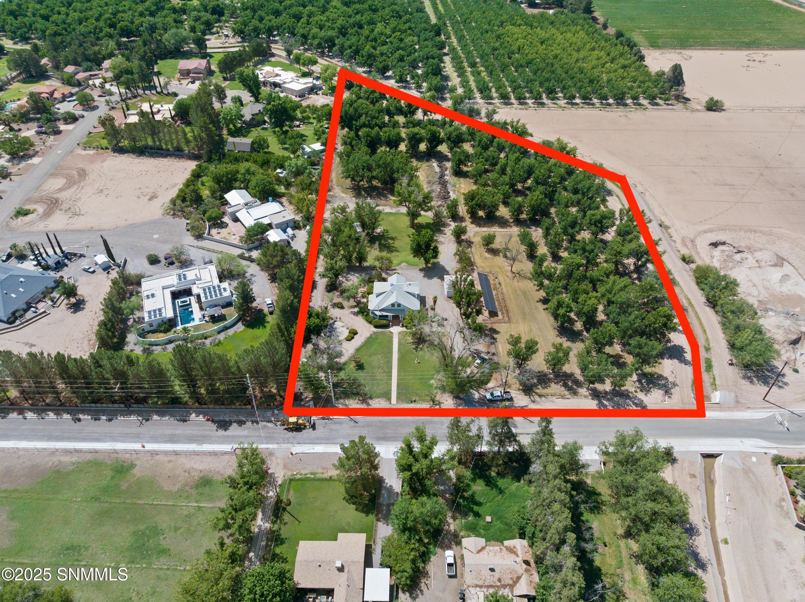 1145-W-University-MLS-Camera-Guy-12 copy