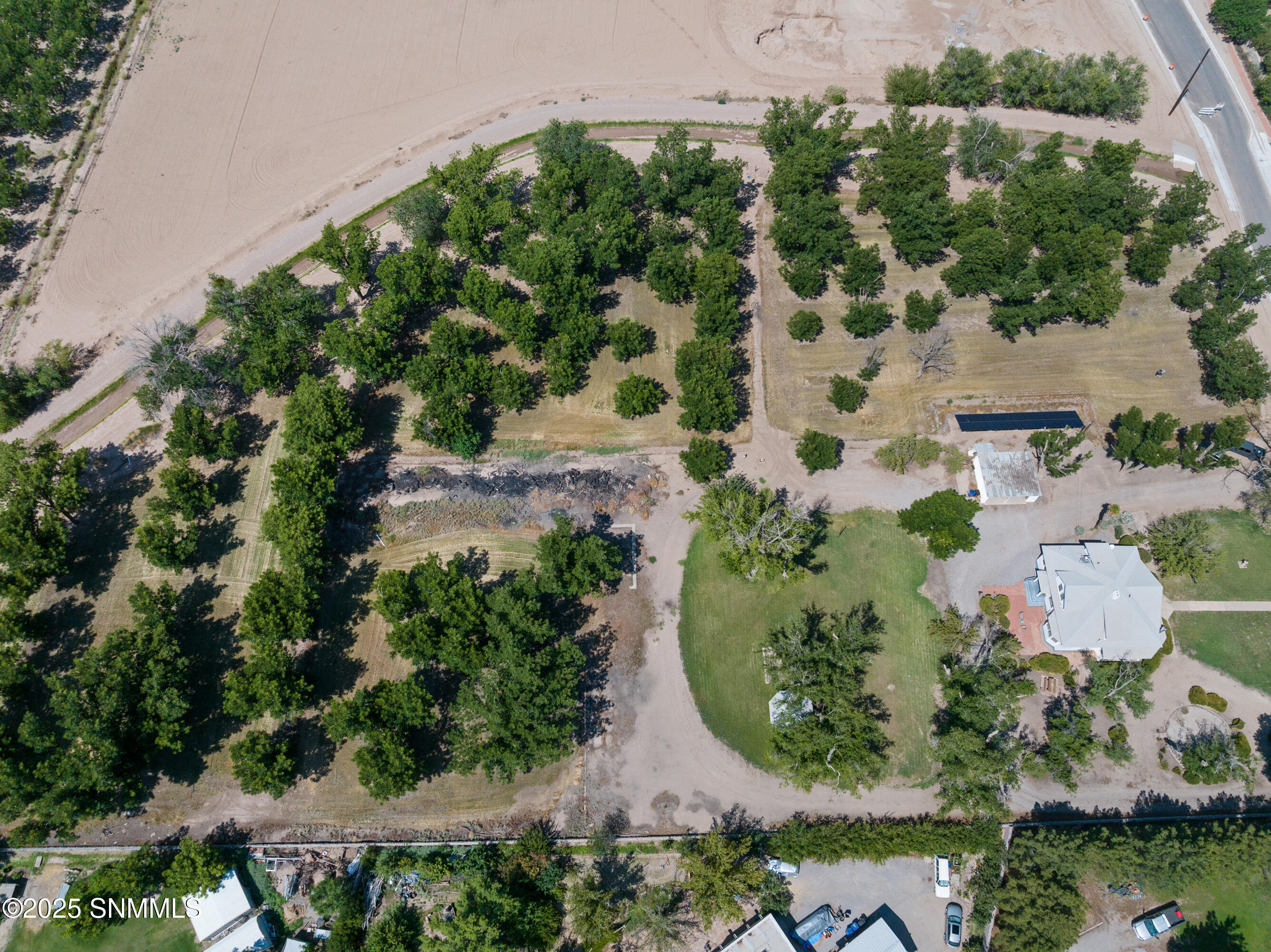 1145-W-University-MLS-Camera-Guy-8