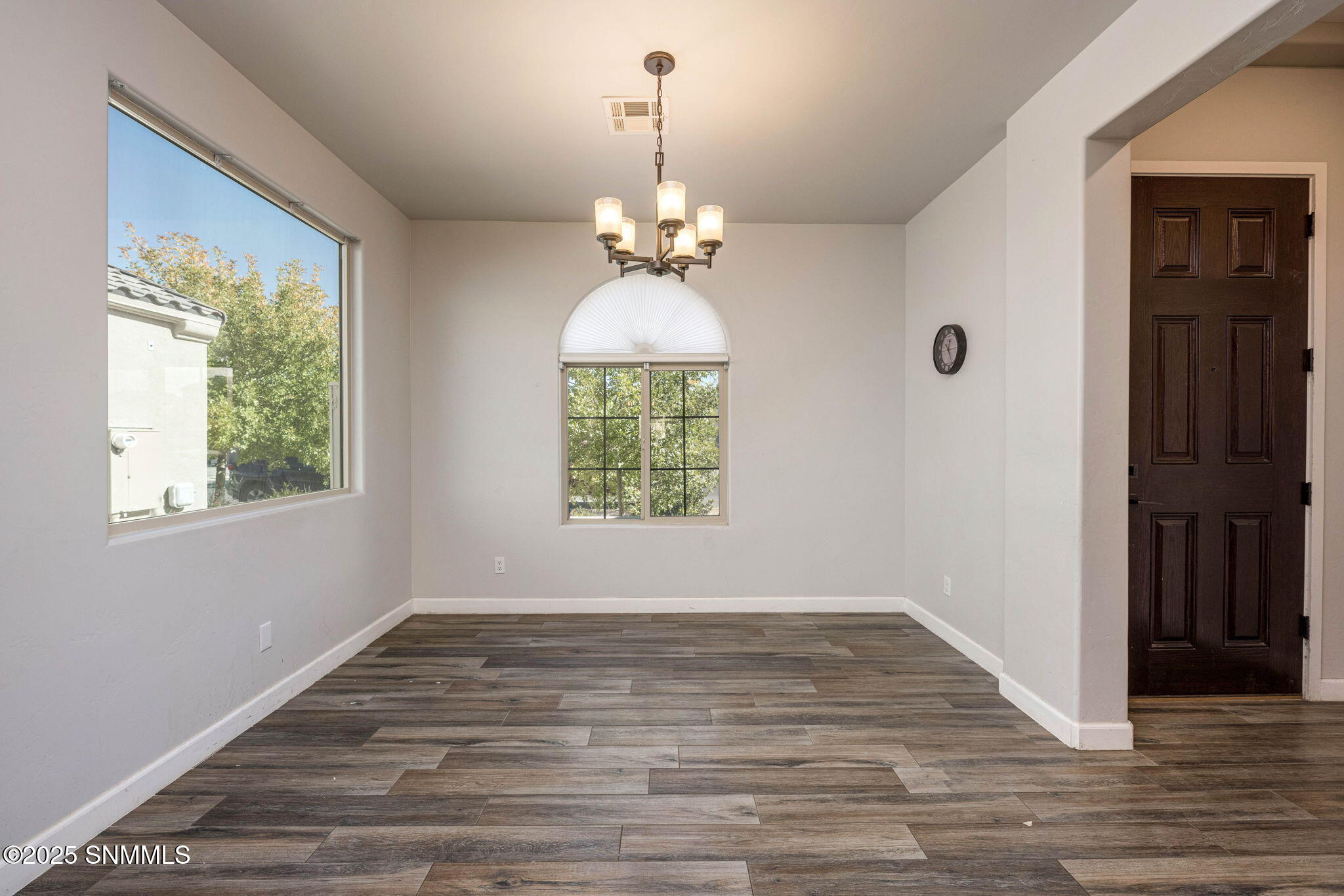 12-web-or-mls-Snappin Homes (Electra6821