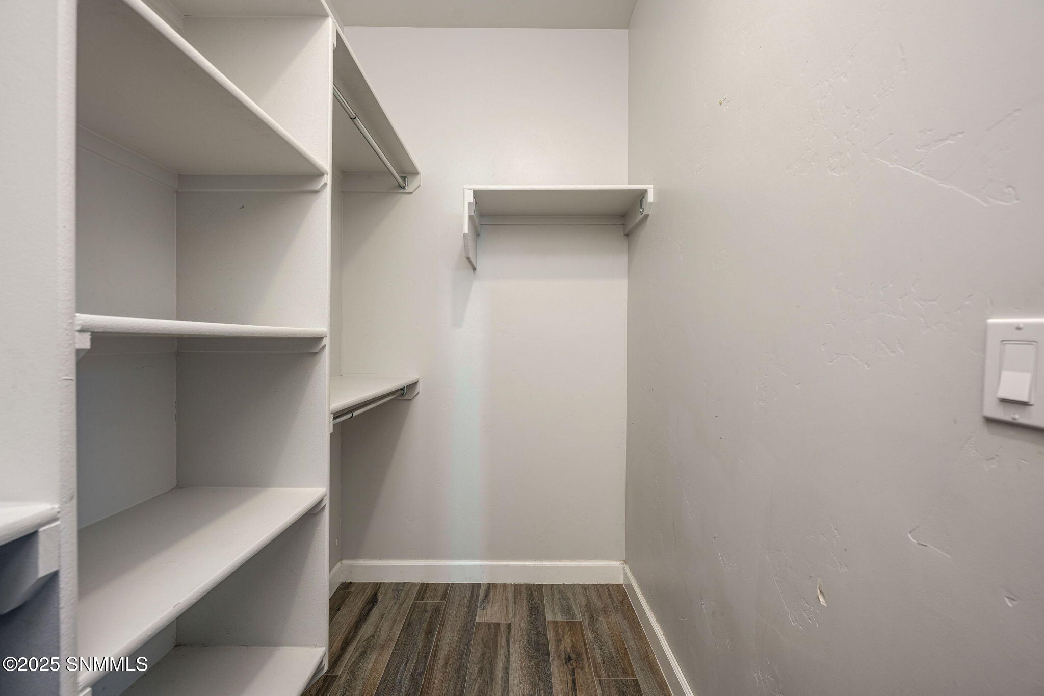 16-web-or-mls-Snappin Homes (Electra6821