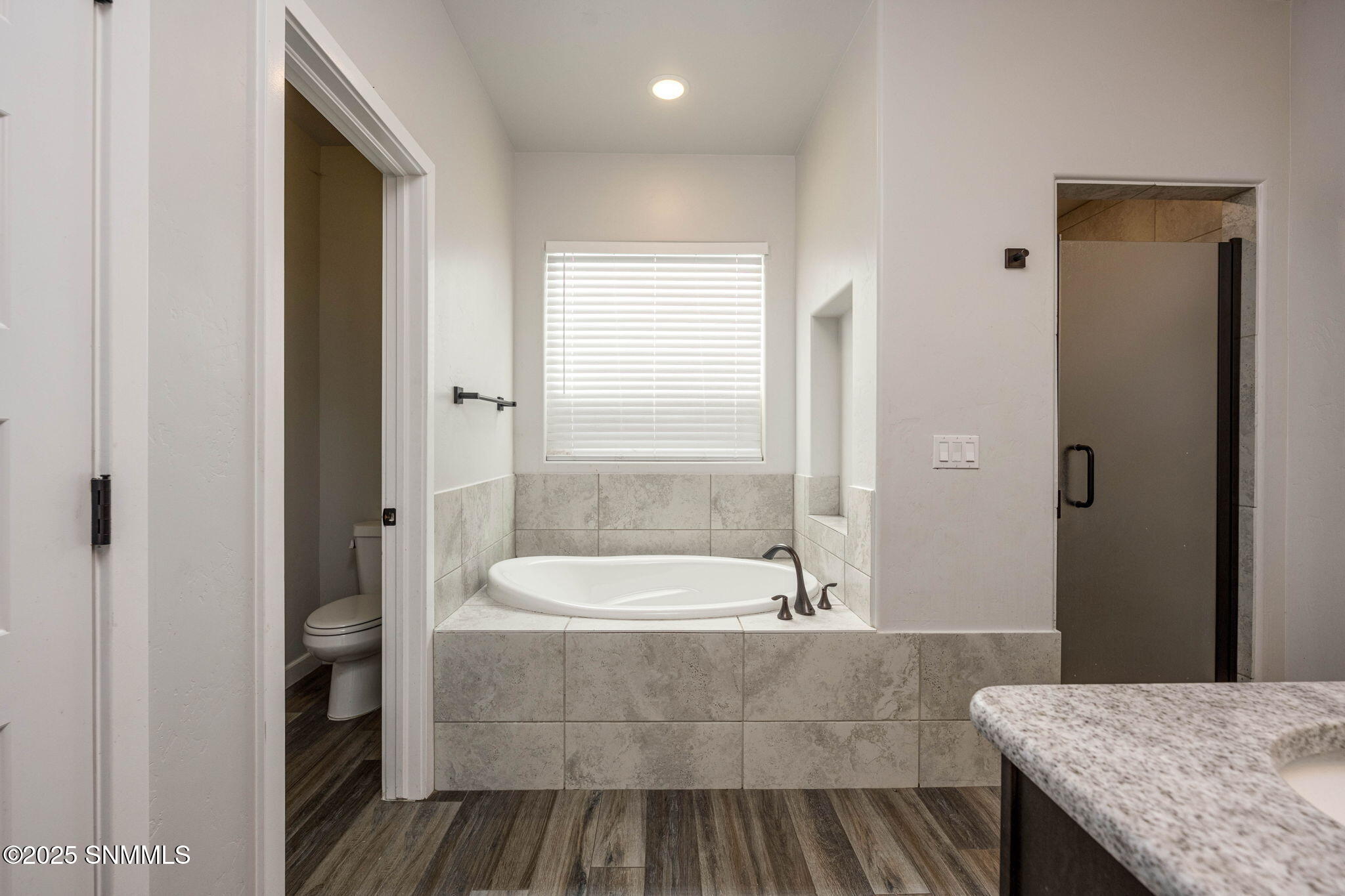 17-web-or-mls-Snappin Homes (Electra6821