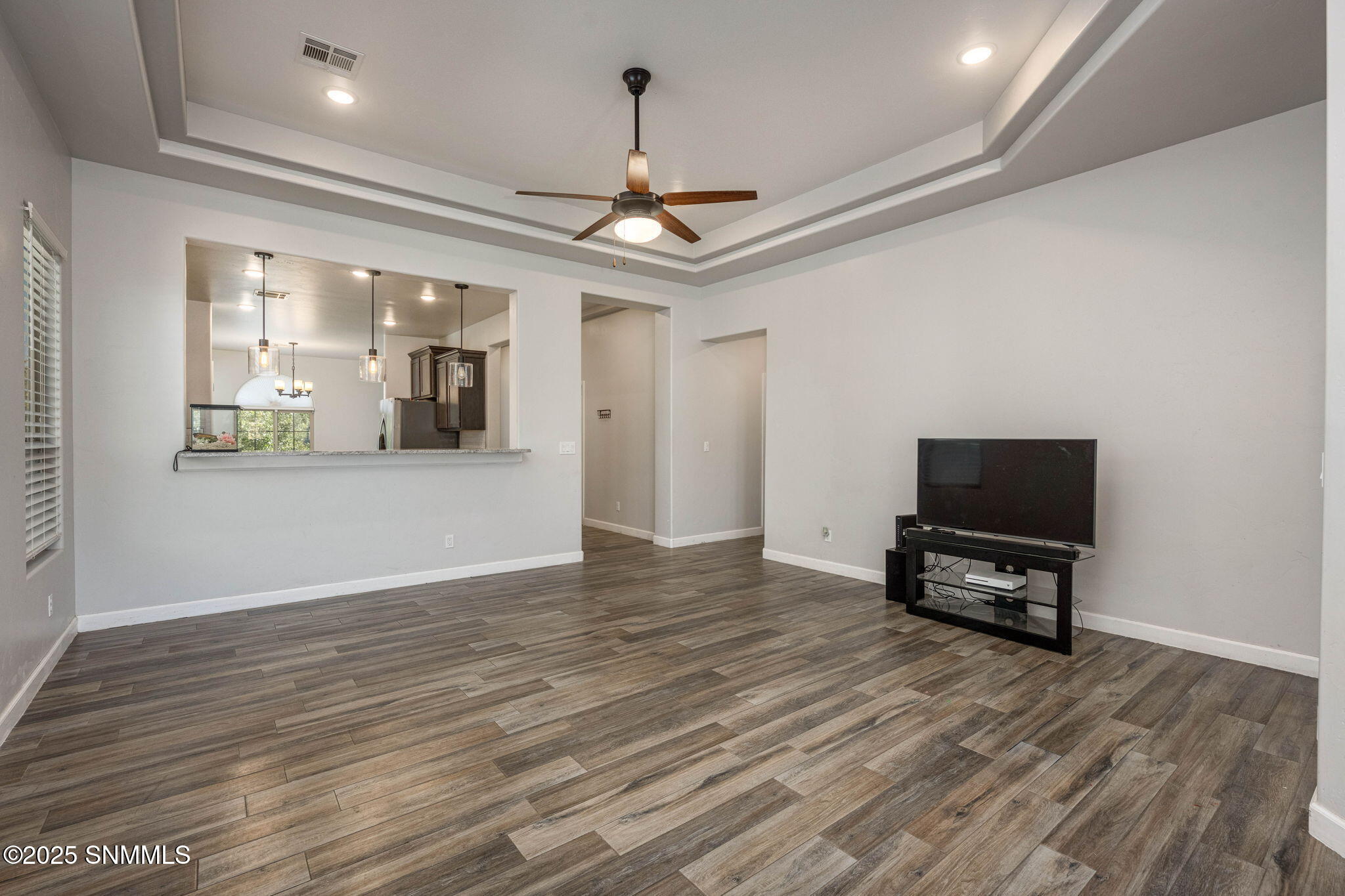 7-web-or-mls-Snappin Homes (Electra6821)