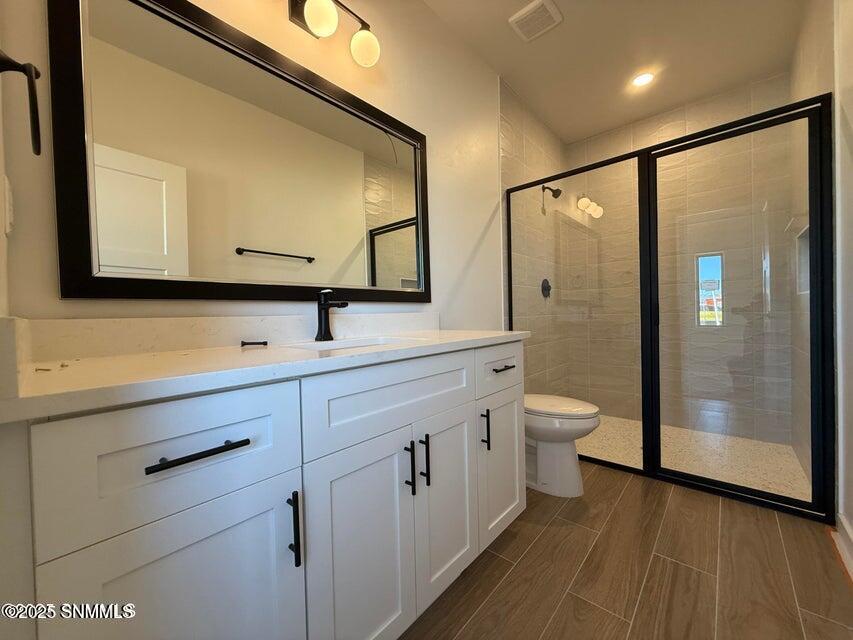 20251229165255989695000000-o