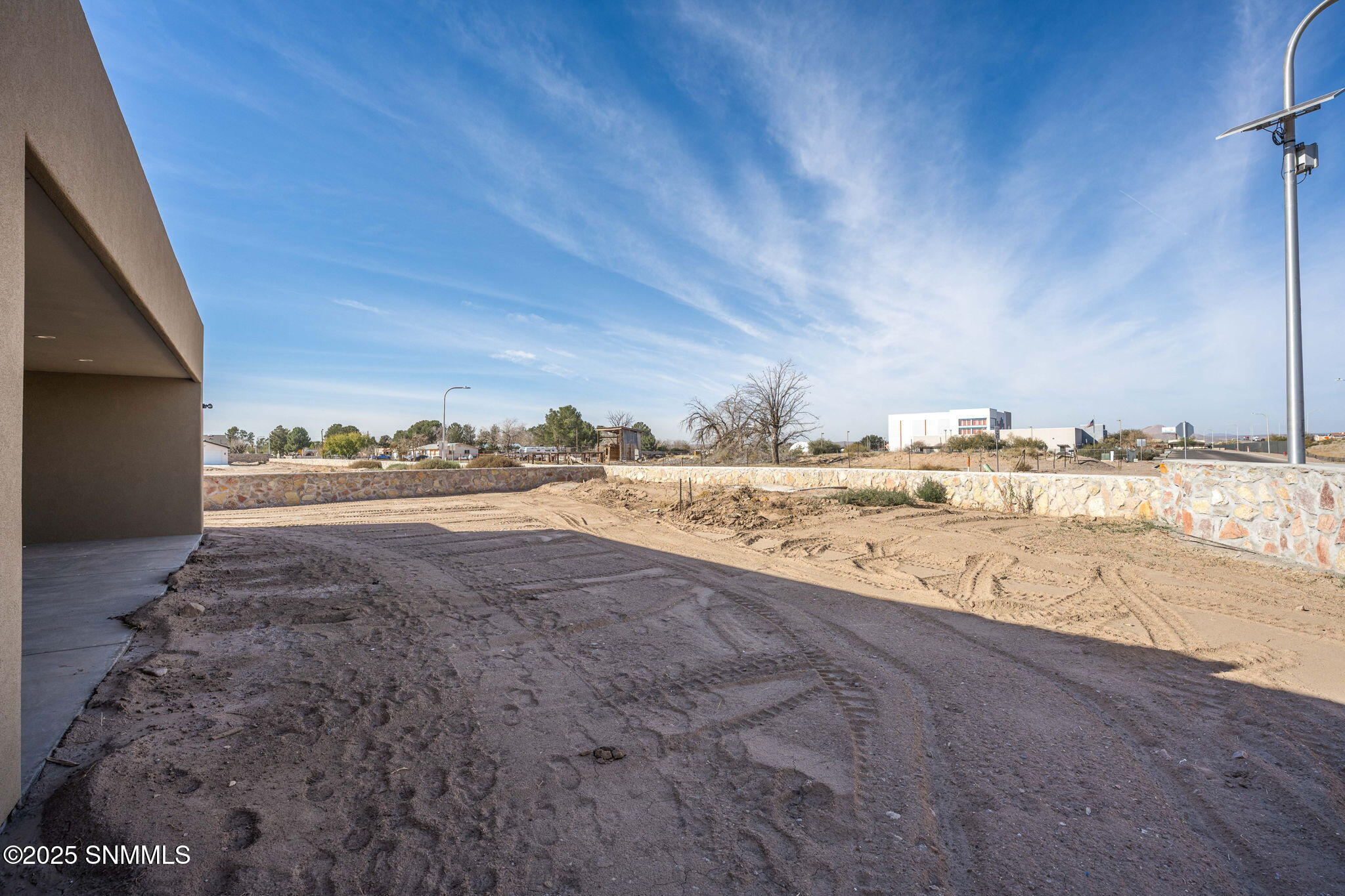 37-web-or-mls-Snappin Homes (Basha701)-3