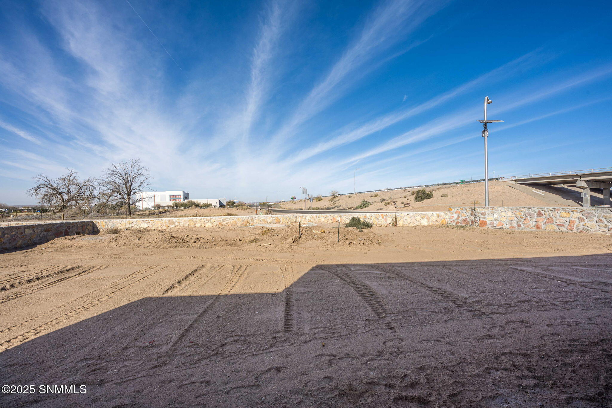 38-web-or-mls-Snappin Homes (Basha701)-3