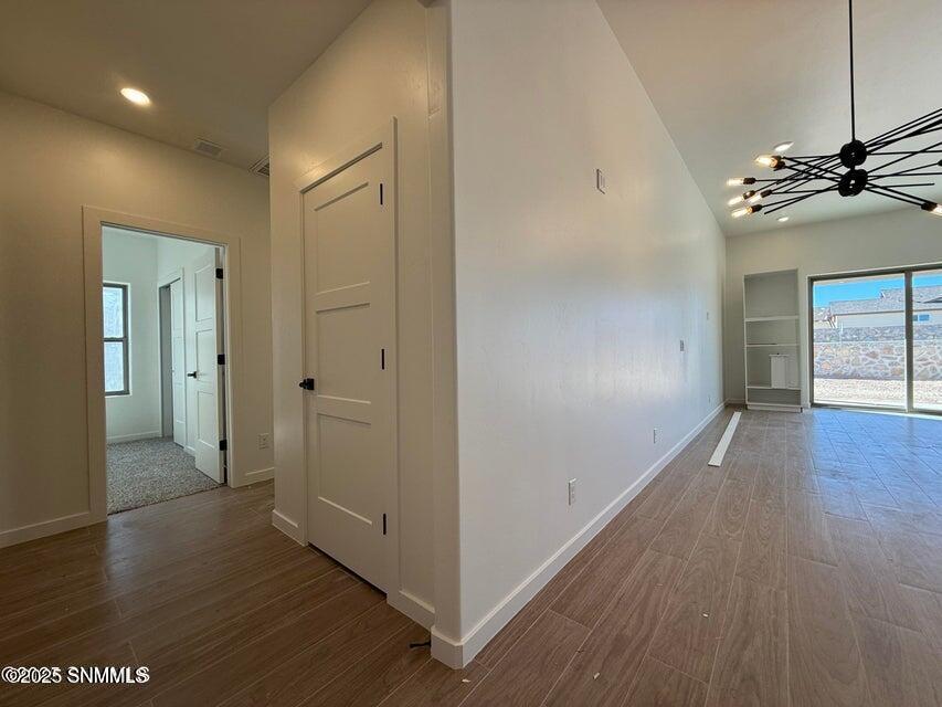 20251229165312056357000000-o