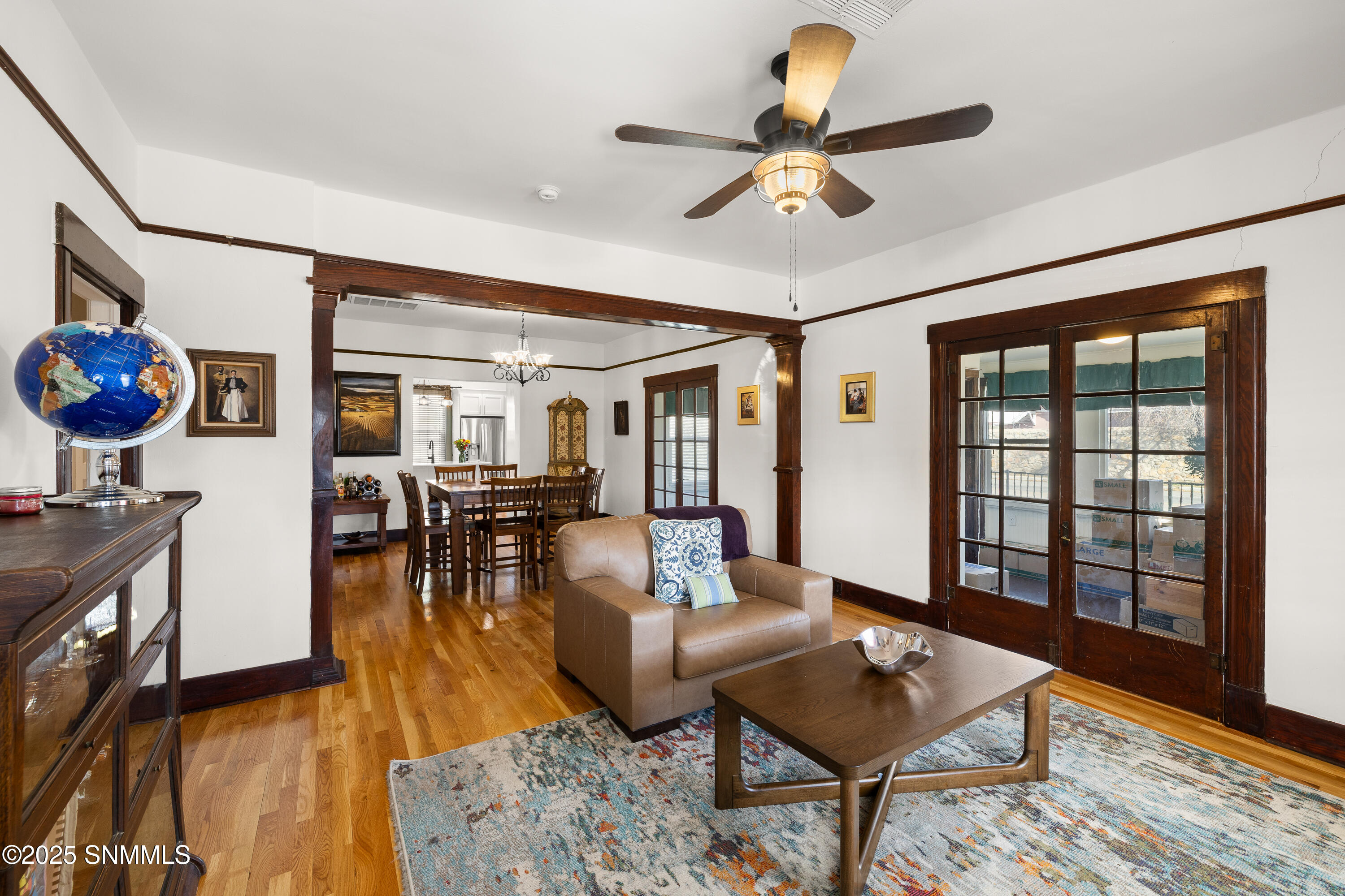 712-W-Court-Ave-MLS-Camera-Guy-19