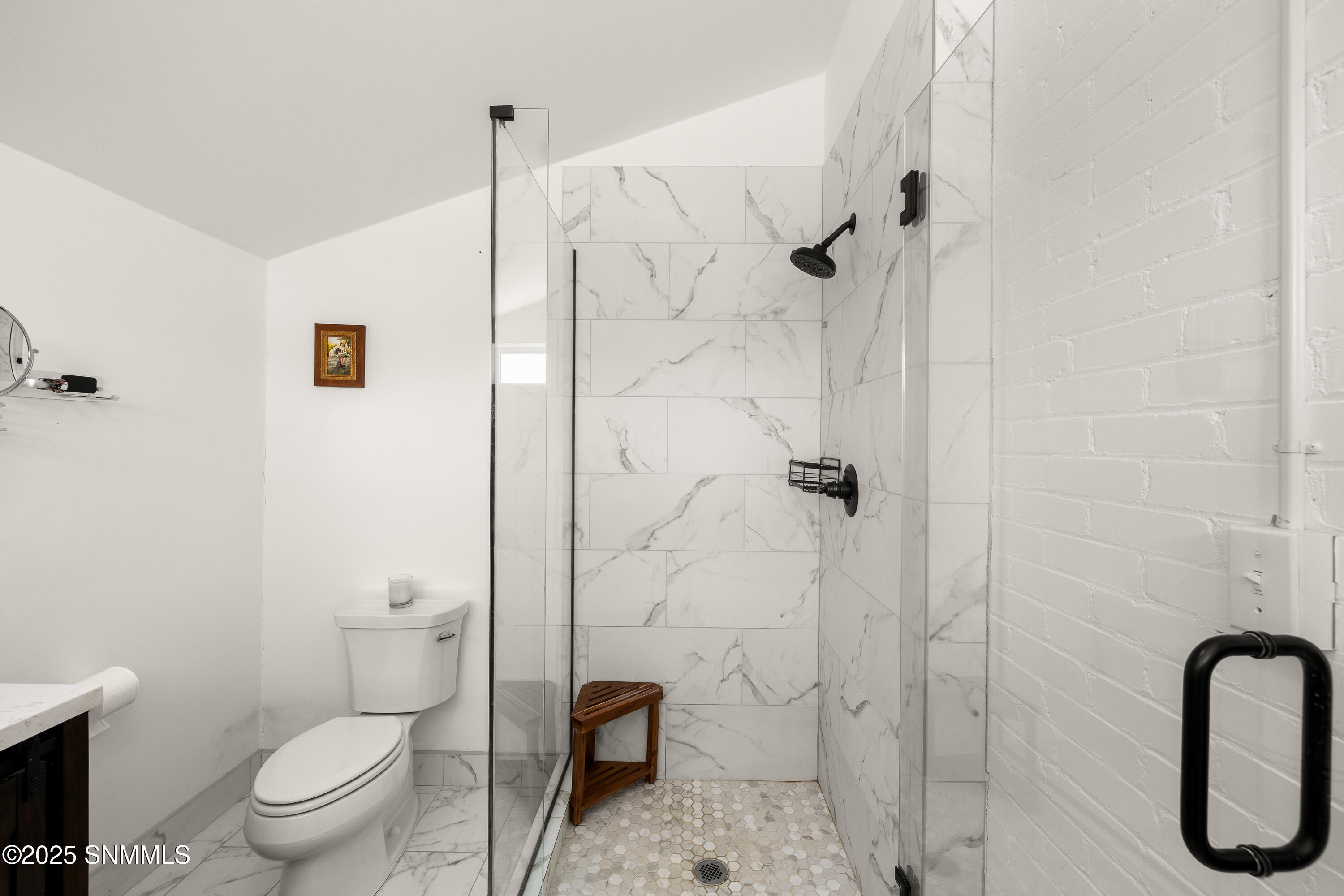 712-W-Court-Ave-MLS-Camera-Guy-30