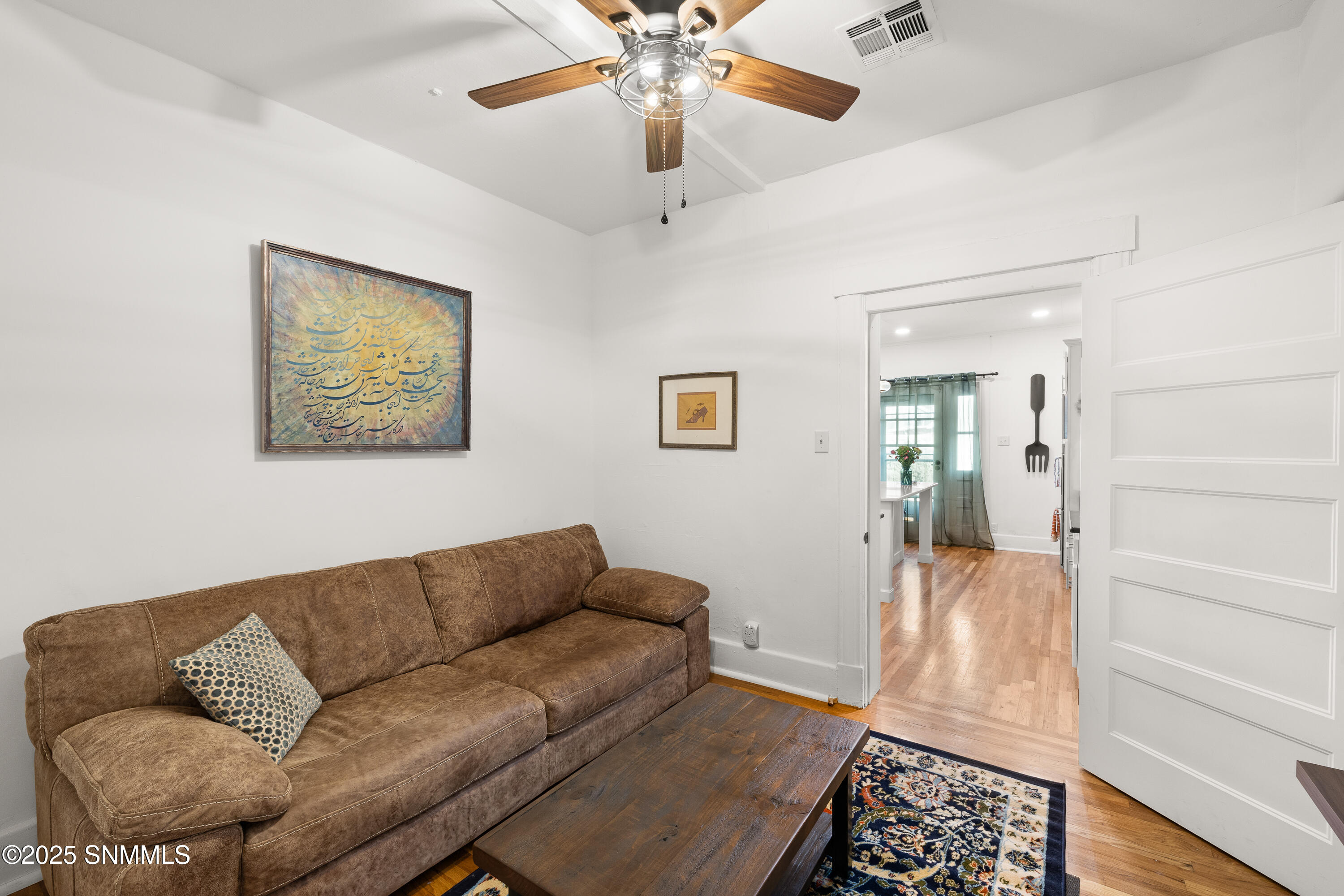 712-W-Court-Ave-MLS-Camera-Guy-23