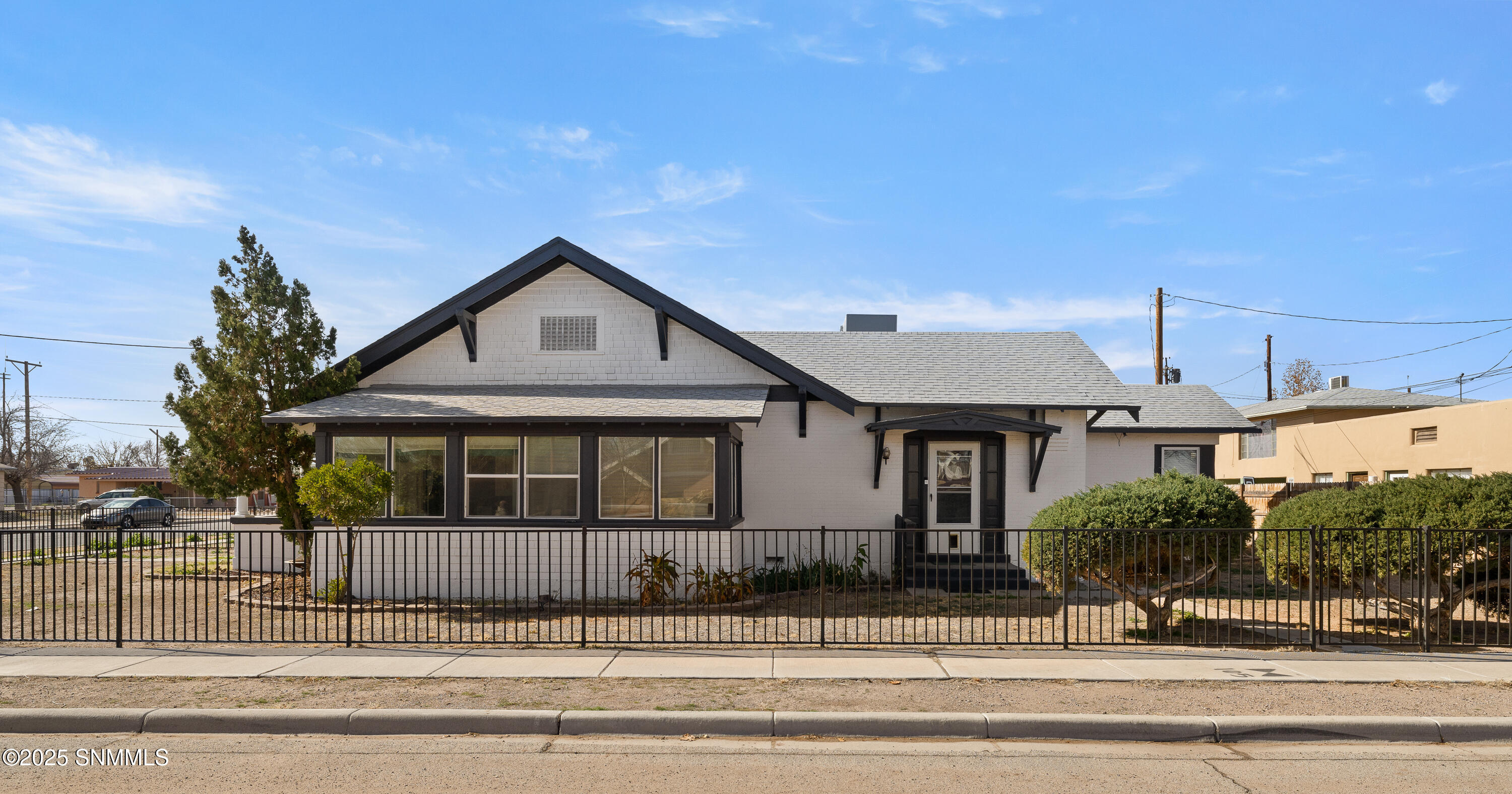 712-W-Court-Ave-MLS-Camera-Guy-6