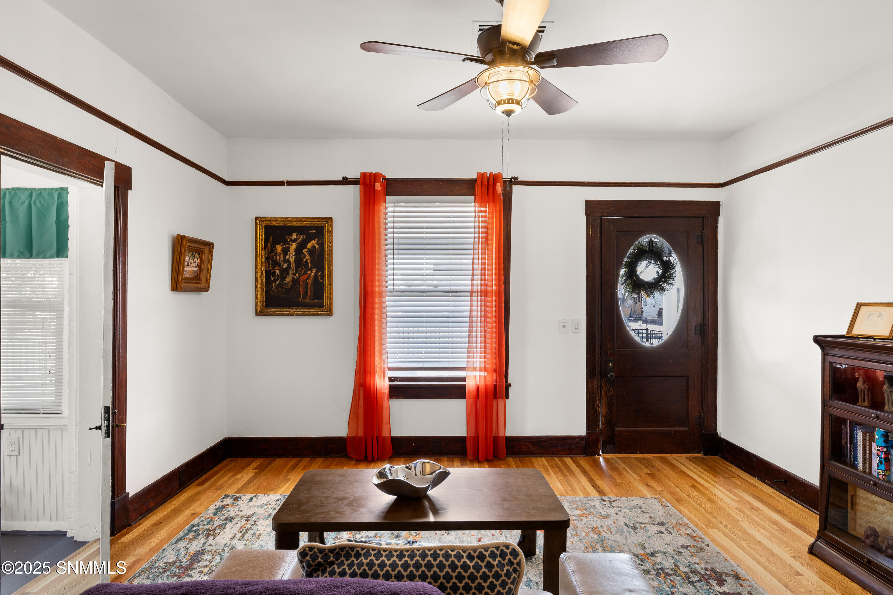 712-W-Court-Ave-MLS-Camera-Guy-10