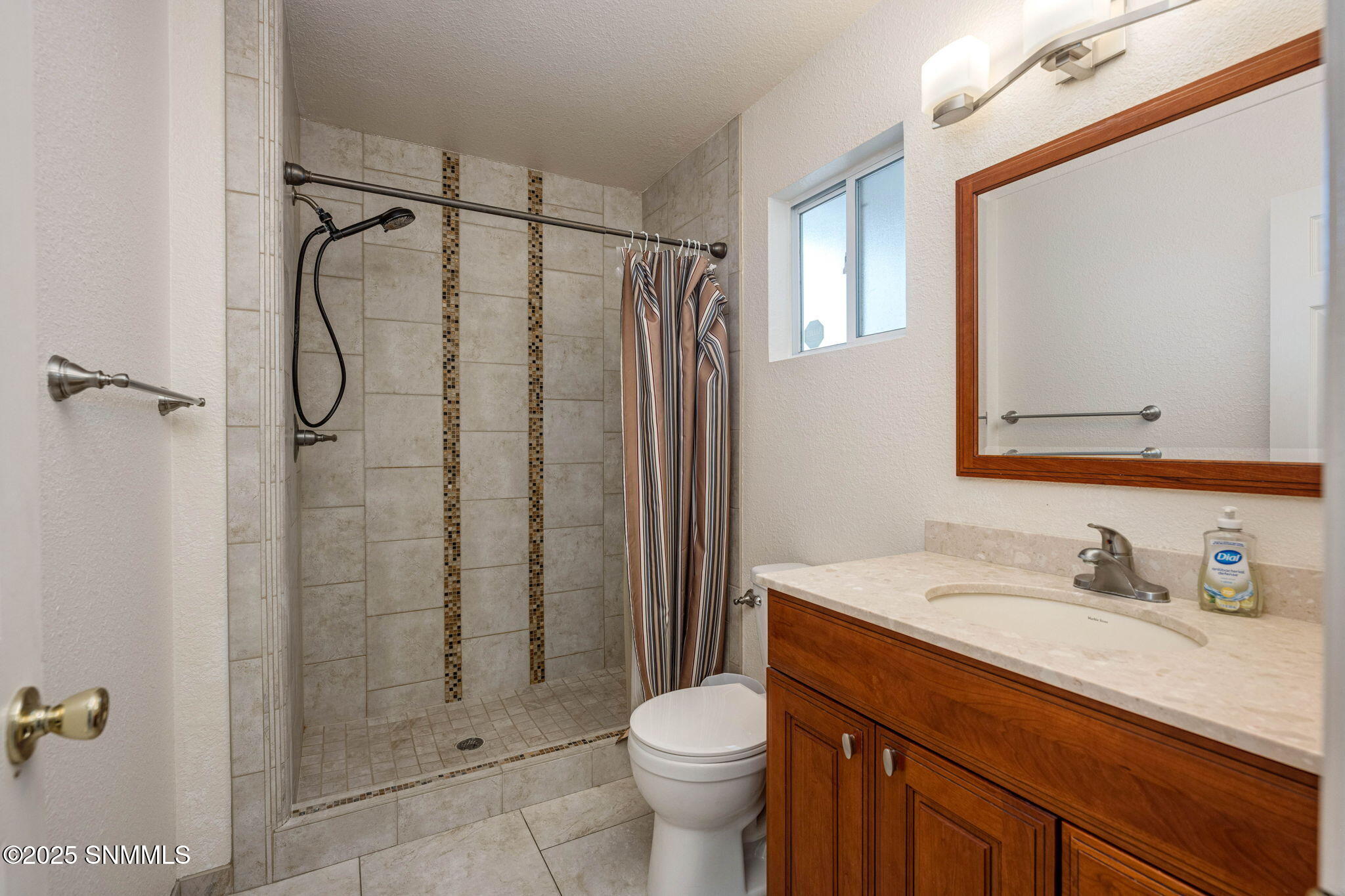 24-web-or-mls-Snappin Homes (IndianHollo