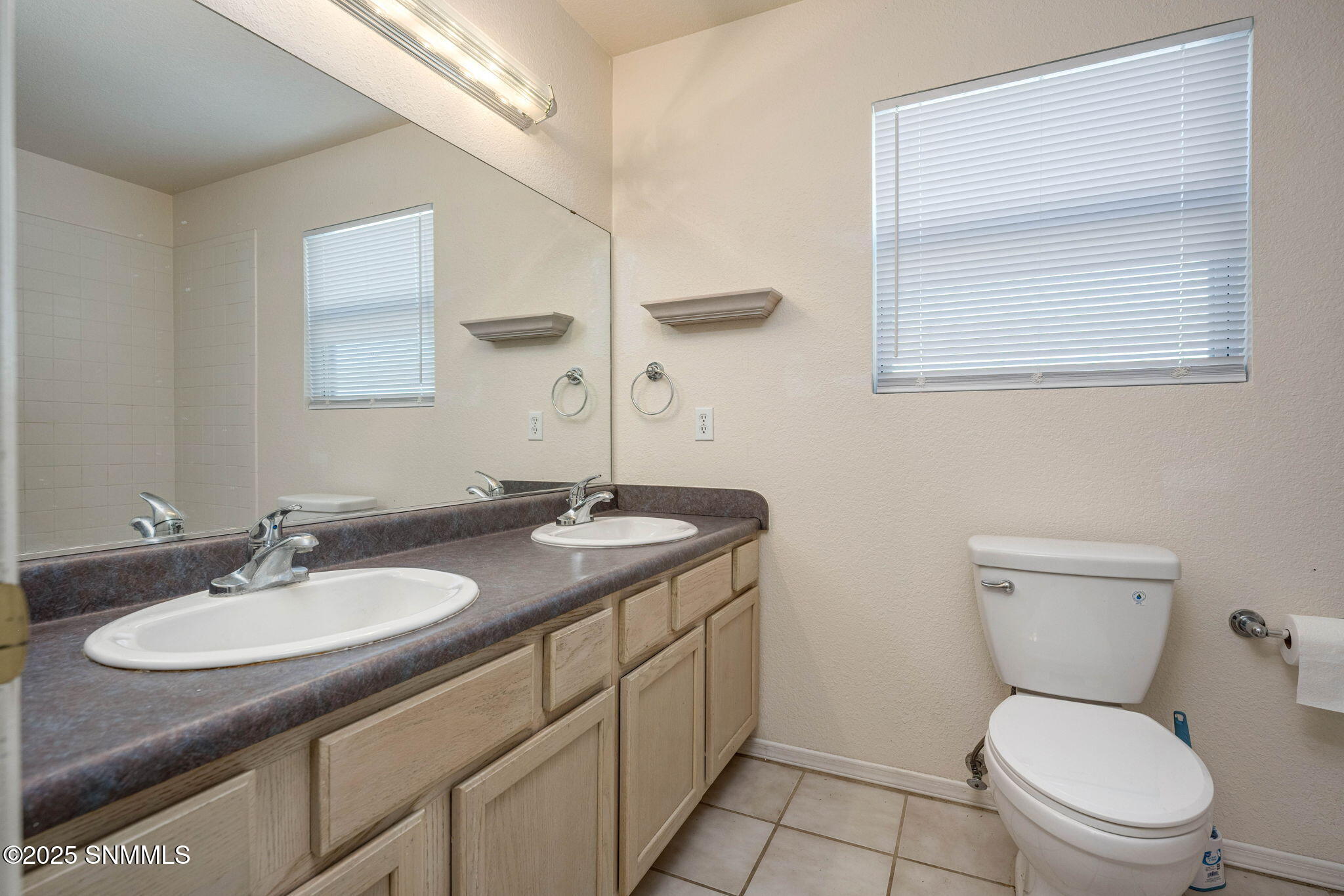 19-web-or-mls-Snappin Homes (IndianHollo