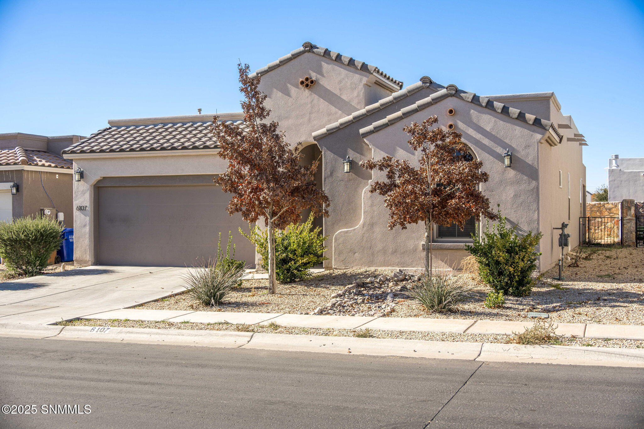 2-web-or-mls-Snappin Homes (Andromeda610