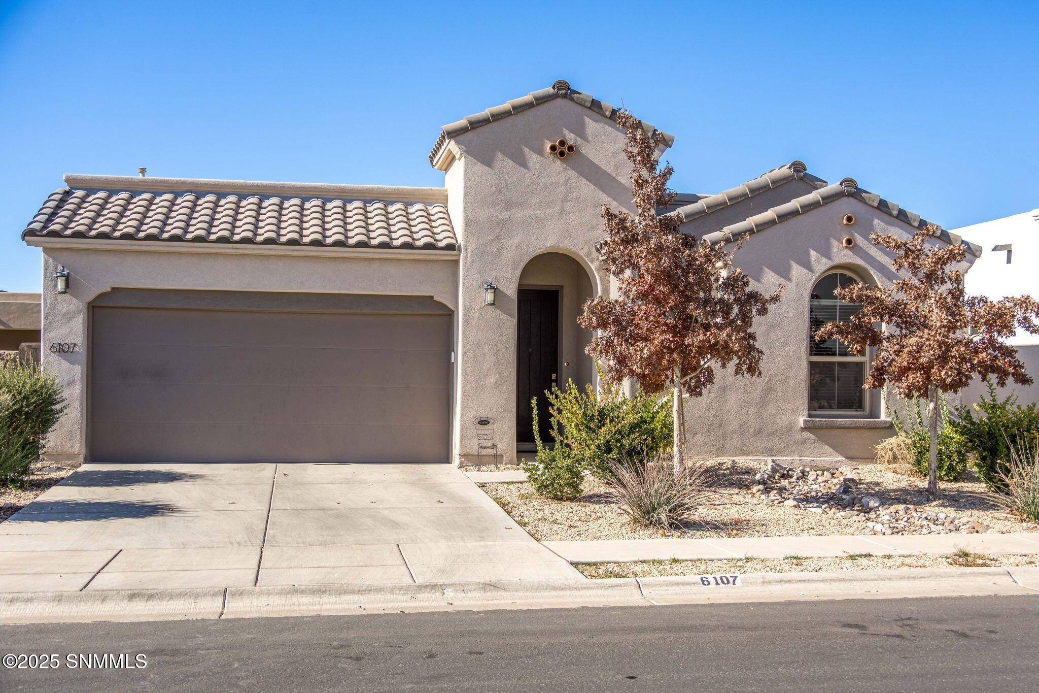 1-web-or-mls-Snappin Homes (Andromeda610