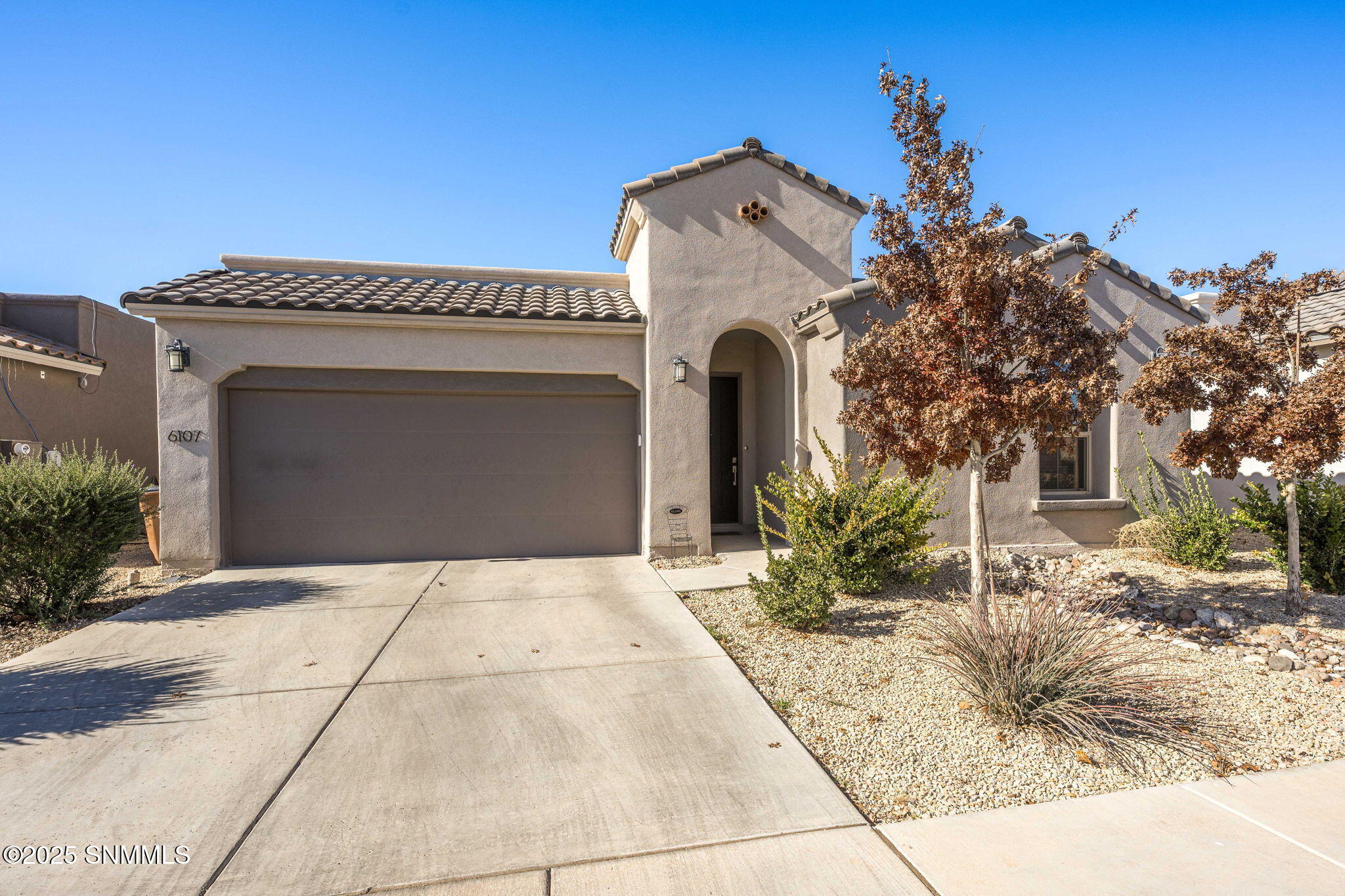 3-web-or-mls-Snappin Homes (Andromeda610