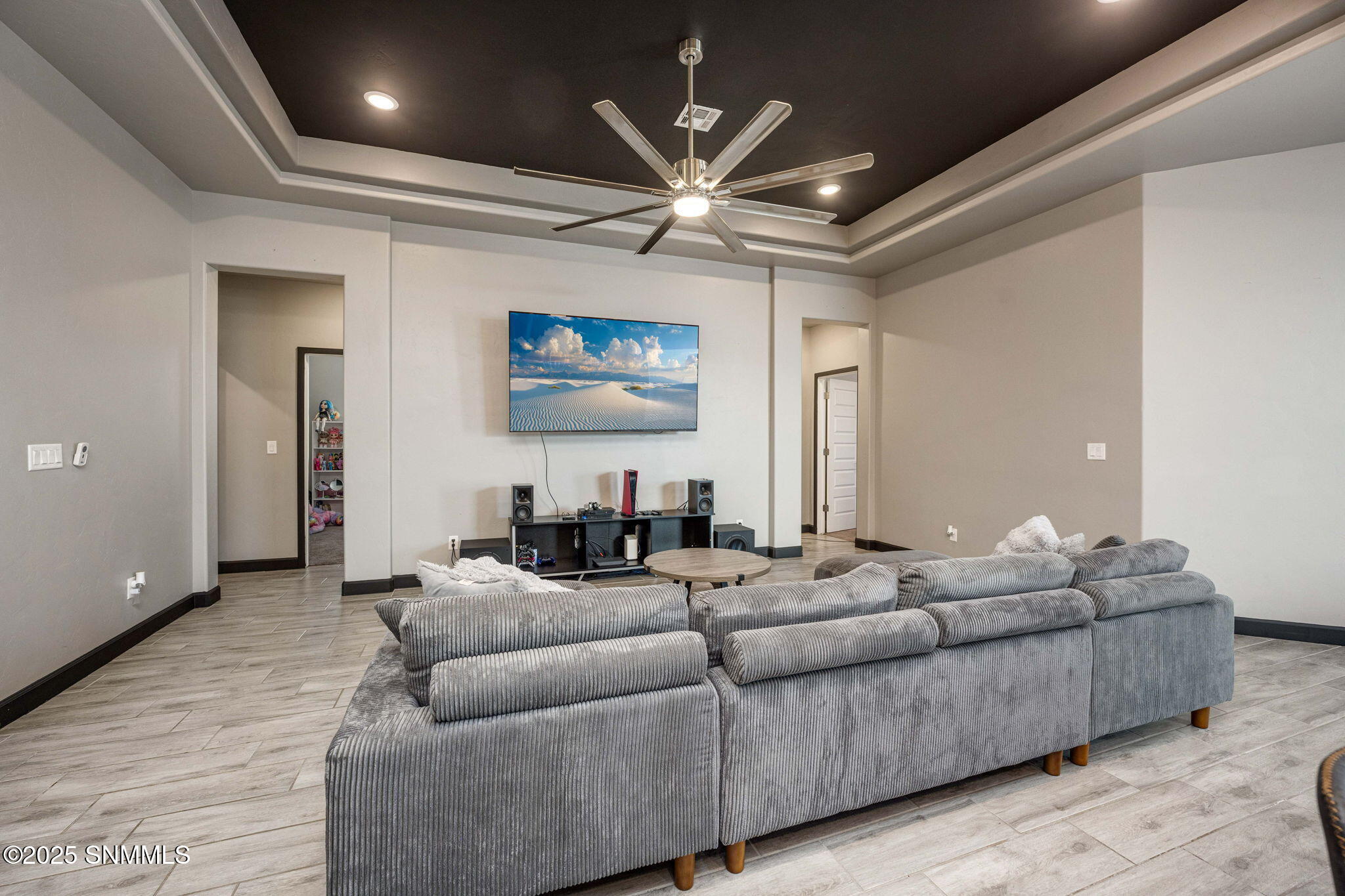 8-web-or-mls-Snappin Homes (Andromeda610