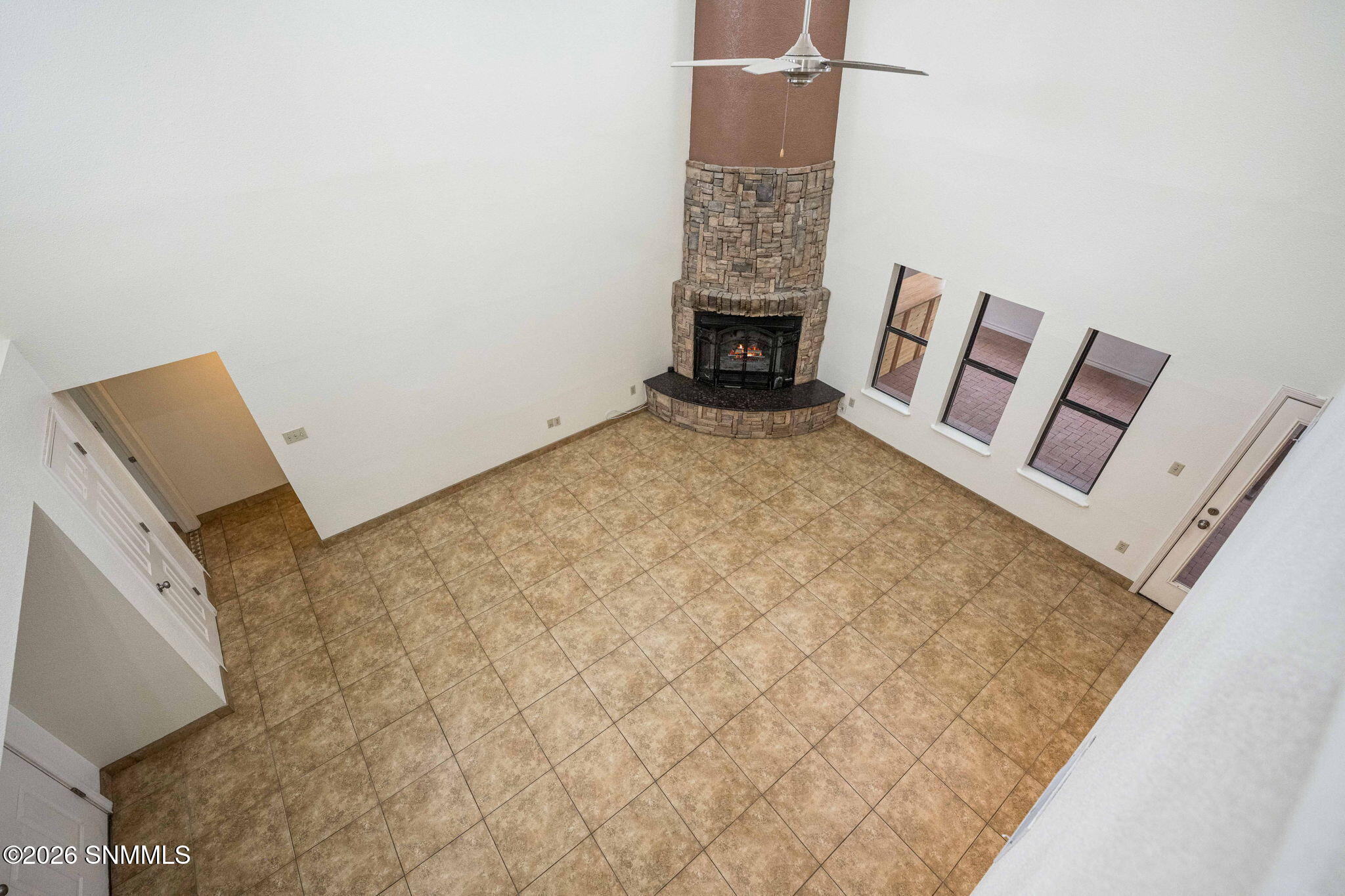 27-web-or-mls-Snappin Homes (Paradise363