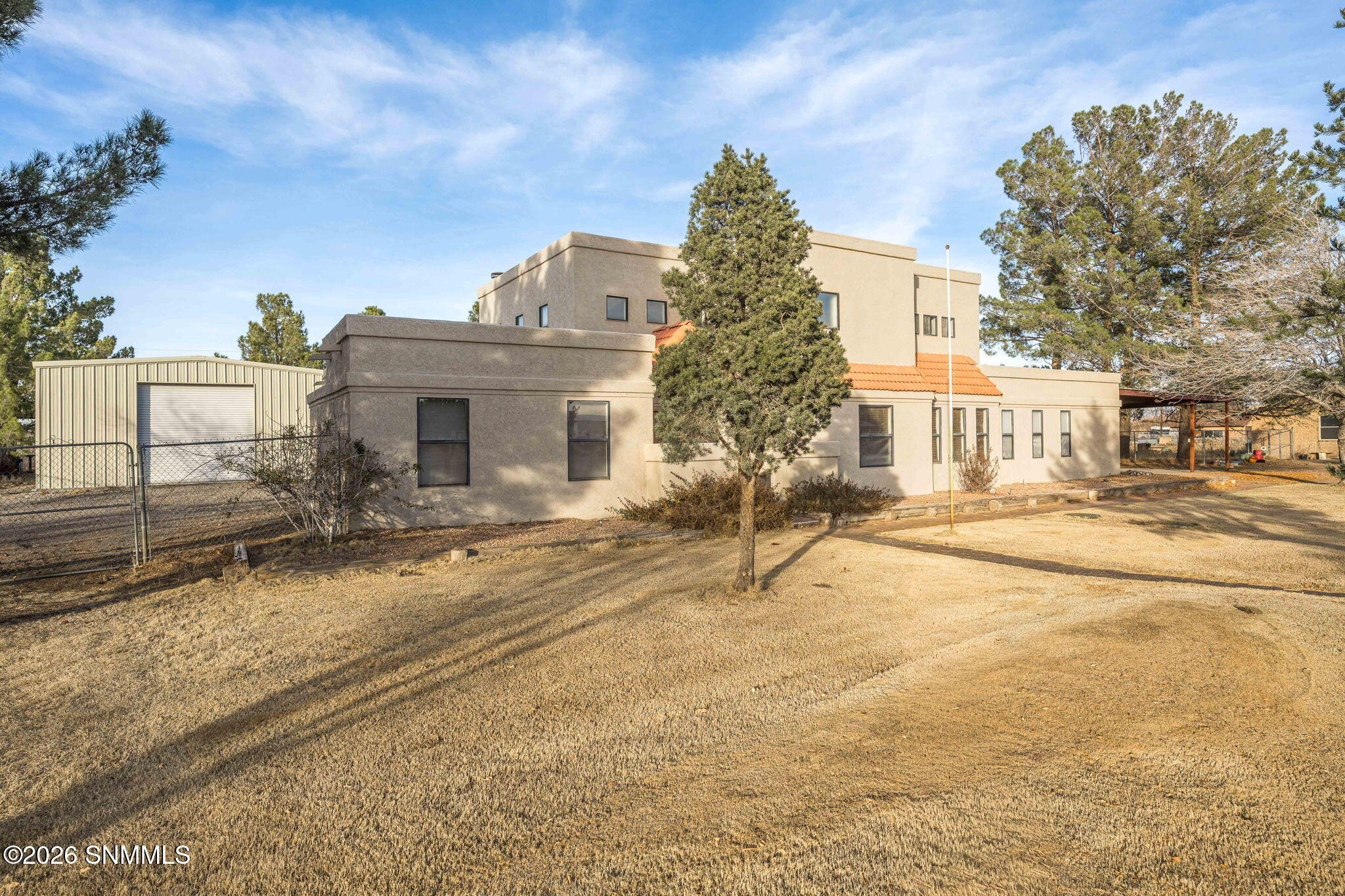 2-web-or-mls-Snappin Homes (Paradise3630