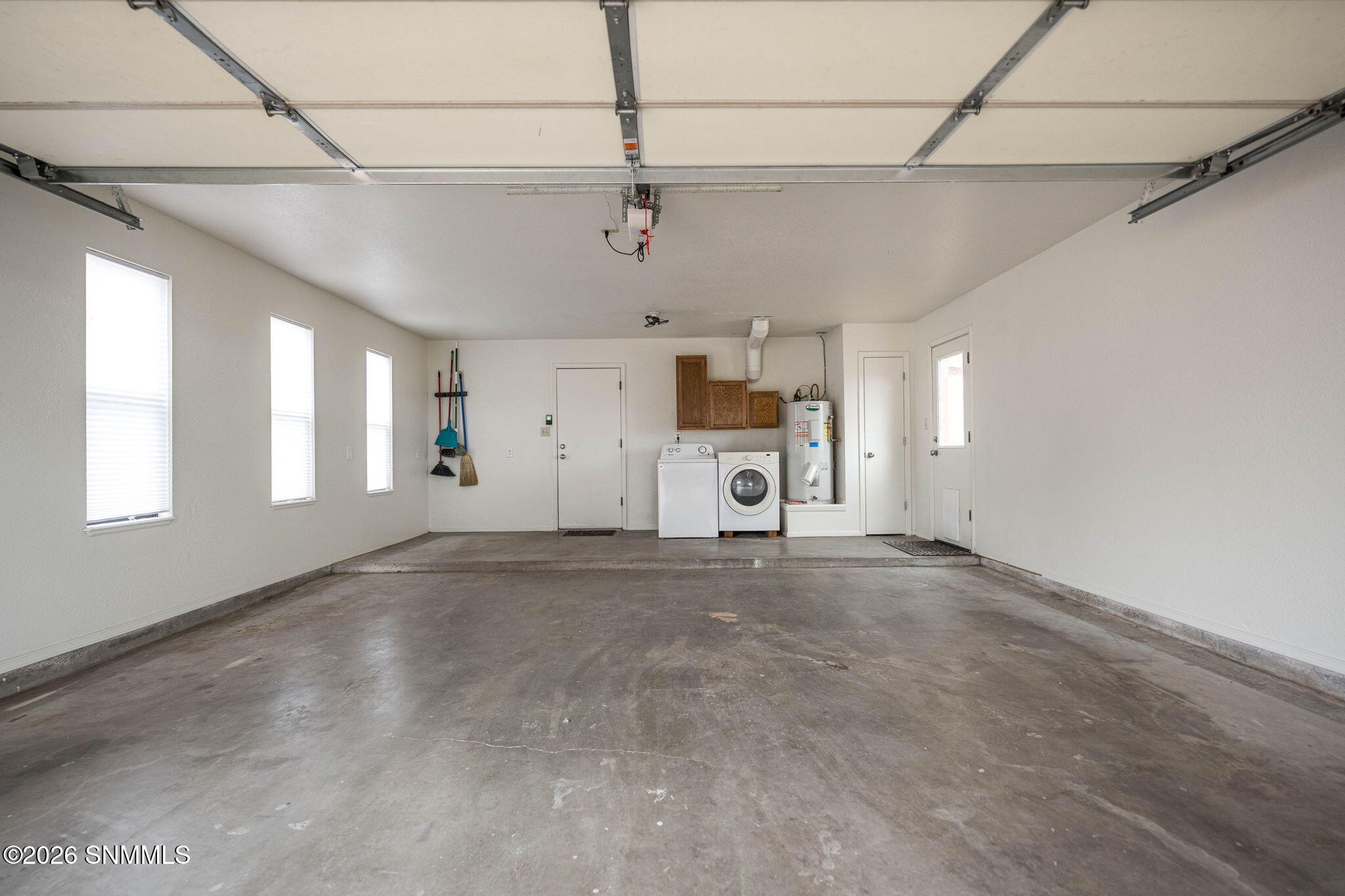 38-web-or-mls-Snappin Homes (Paradise363