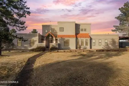 3630 Paradise Lane, Las Cruces, New Mexico 88007, 3 Bedrooms Bedrooms, ,2 BathroomsBathrooms,Residential,For Sale,Paradise,2600010