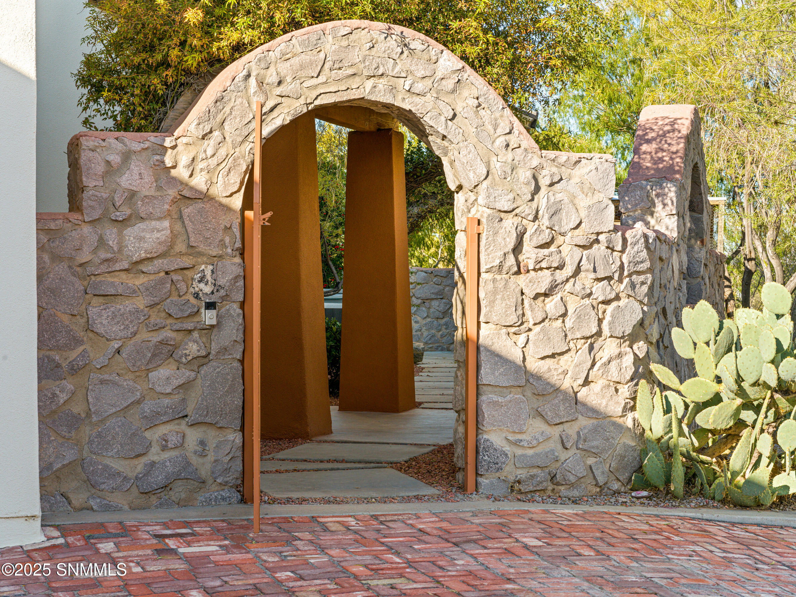 6700-Camino-Blanco-MLS-Camera-Guy-4