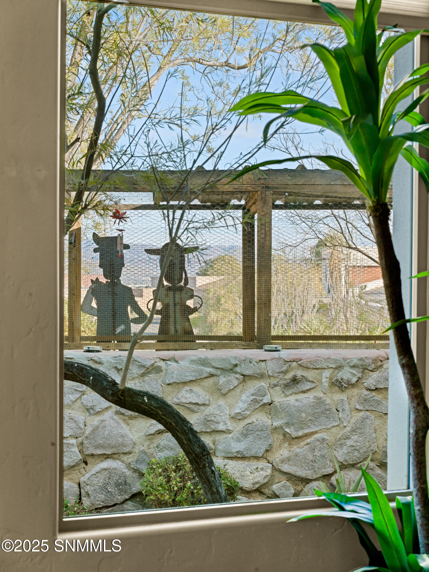 6700-Camino-Blanco-MLS-Camera-Guy-27