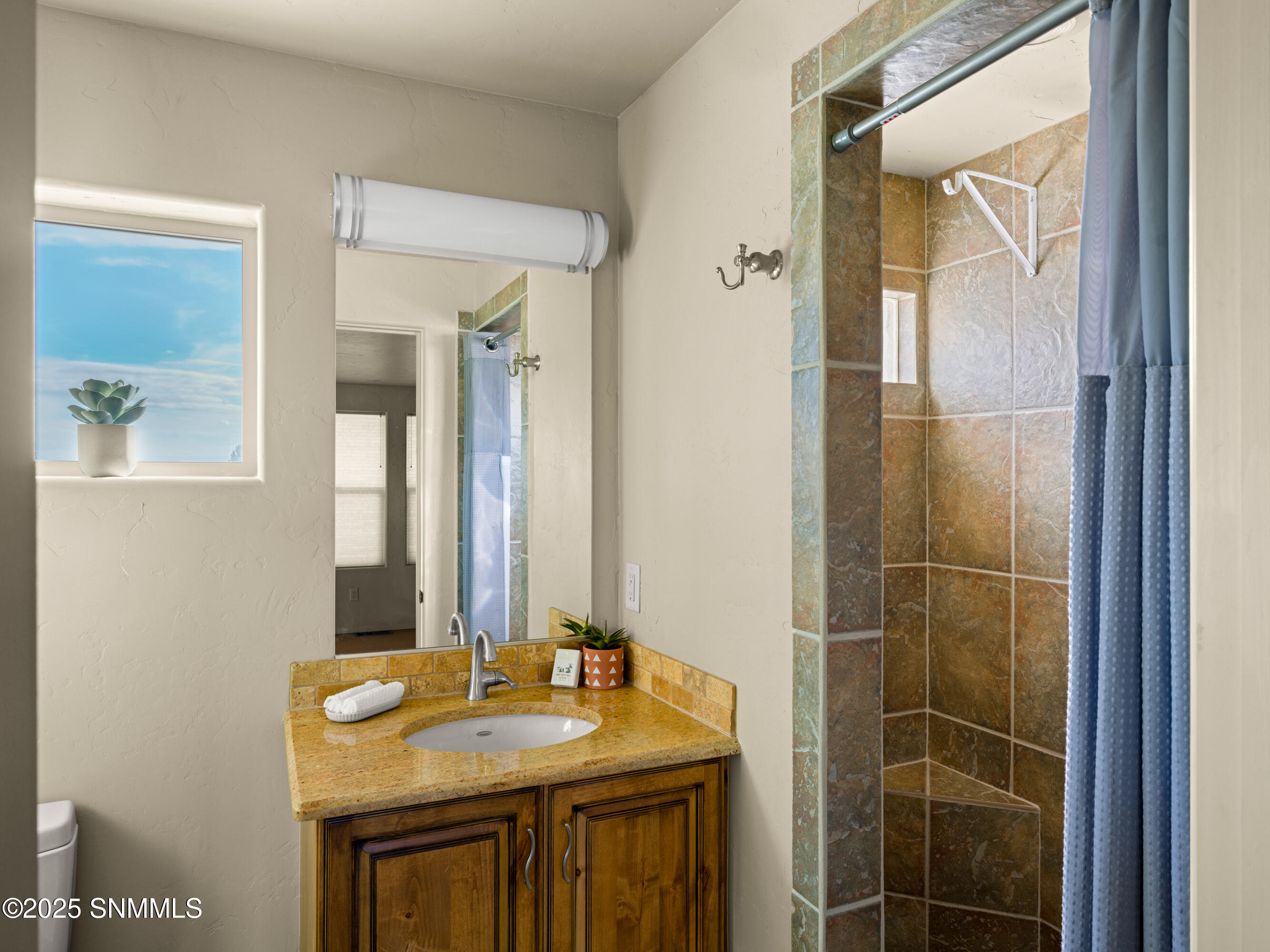 6700-Camino-Blanco-MLS-Camera-Guy-52