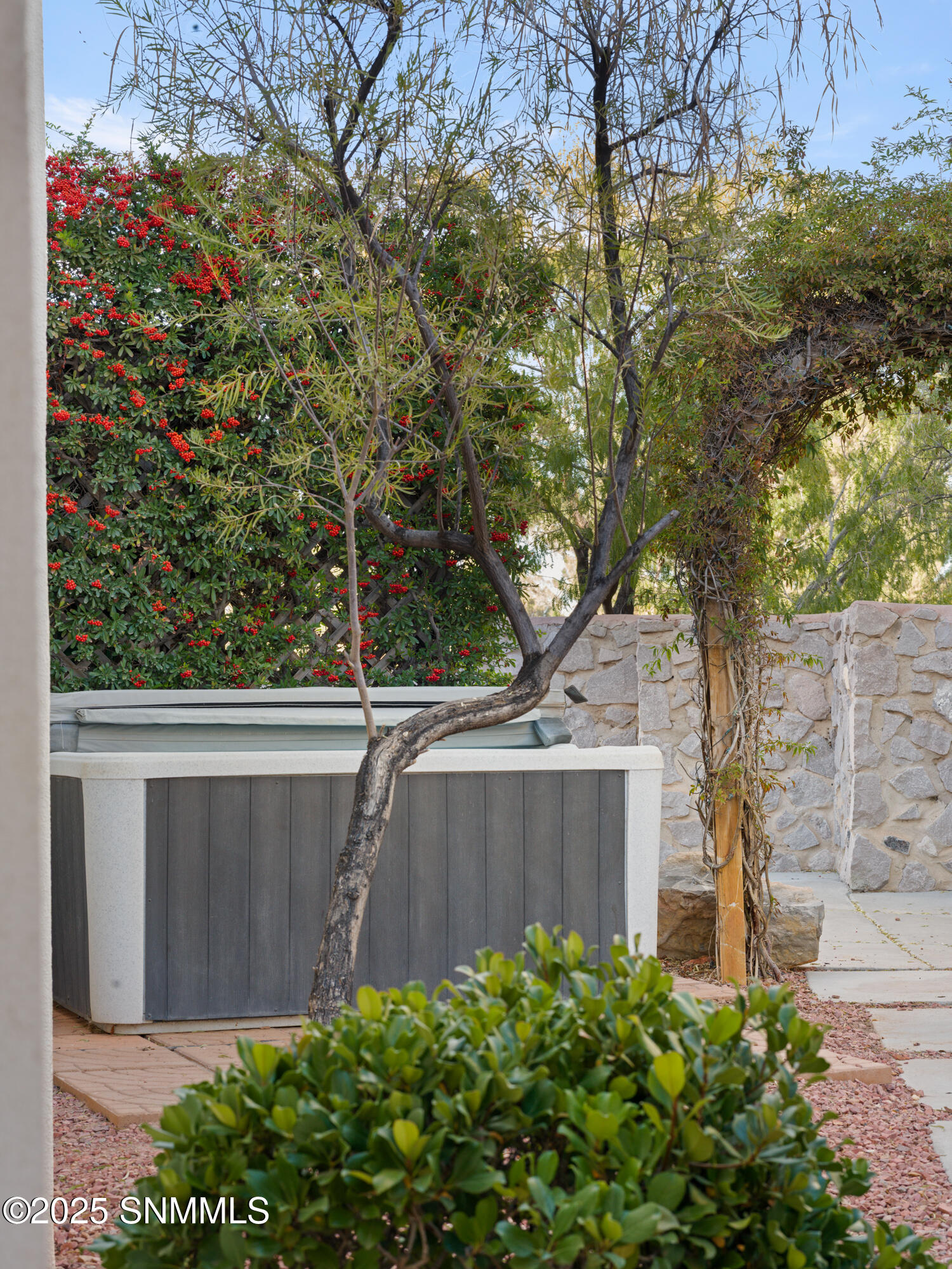 6700-Camino-Blanco-MLS-Camera-Guy-60